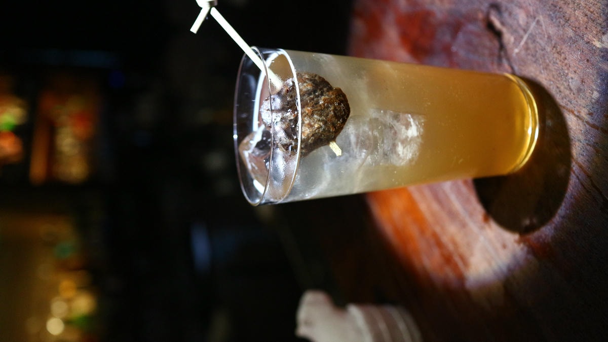 【台北餐酒】休憩Ramen&Bar、創意拉麵遇上獨門調酒!東區隱藏版平價深夜食堂!東區宵夜!台北拉麵、國父紀念館站美食 - 第24張圖