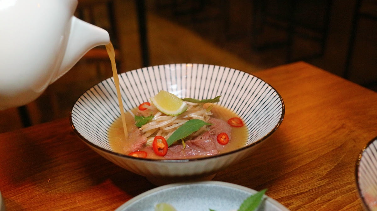 【台北餐酒】休憩Ramen&Bar、創意拉麵遇上獨門調酒!東區隱藏版平價深夜食堂!東區宵夜!台北拉麵、國父紀念館站美食 - 第8張圖