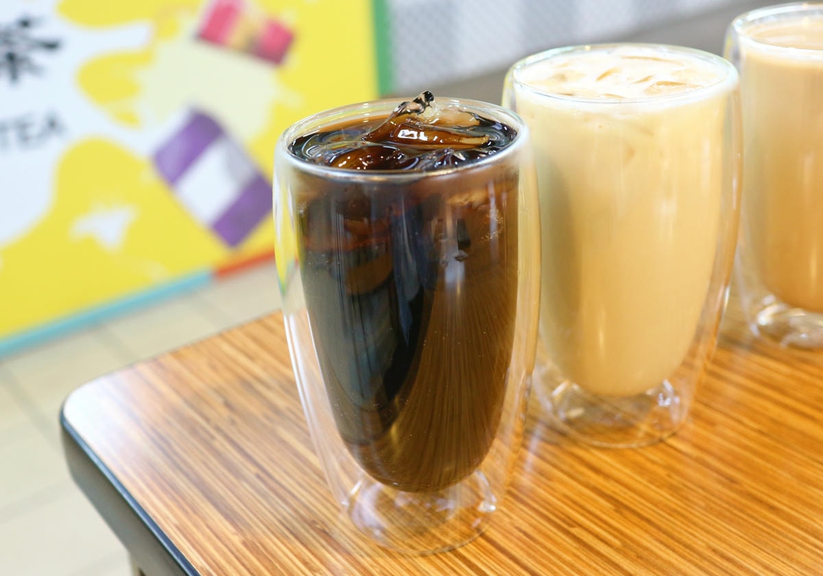 龍山寺美食|冬冬找茶 、連吃貨網紅、鄉民都集體瘋狂~小時候的古早味 , 真的很懷念!龍山商場美食推薦! - 第16張圖