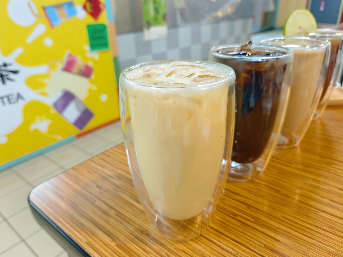 龍山寺美食|冬冬找茶 、連吃貨網紅、鄉民都集體瘋狂~小時候的古早味 , 真的很懷念!龍山商場美食推薦! - 第17張圖