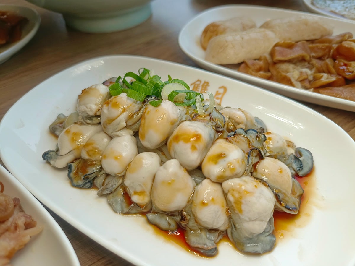 【台北雞湯】雙月食品社 森林公園店、台北拓展到七間店分店了!連續5年台北米其林必比登美食餐廳!每碗湯品料都是滿出來! - 第20張圖