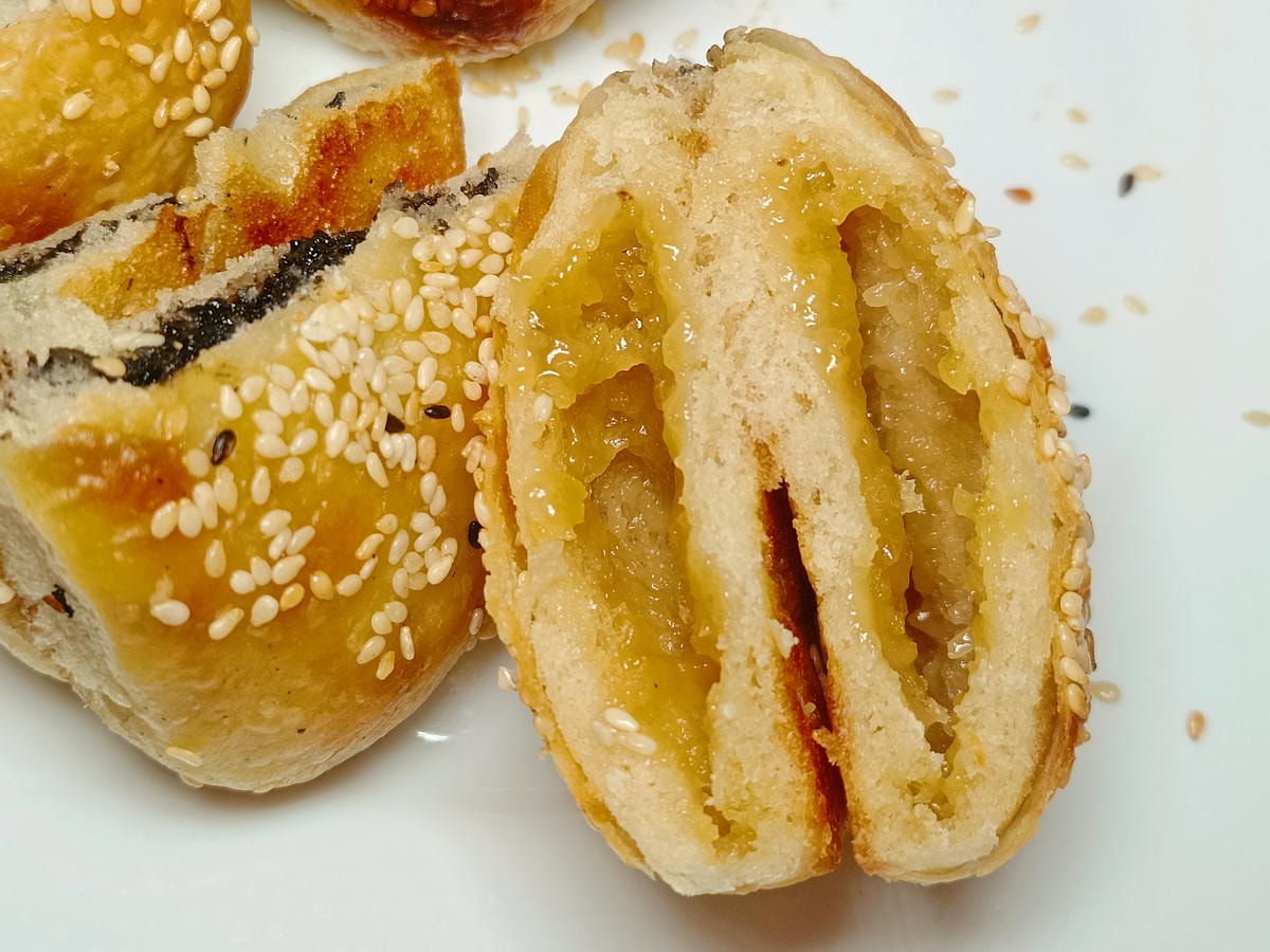 永春市場美食｜武大郎胡椒餅 、一個只要銅板價15元、一攤包辦了甜鹹小點、胡椒餅、芝麻餅、麥芽餅！台北小吃