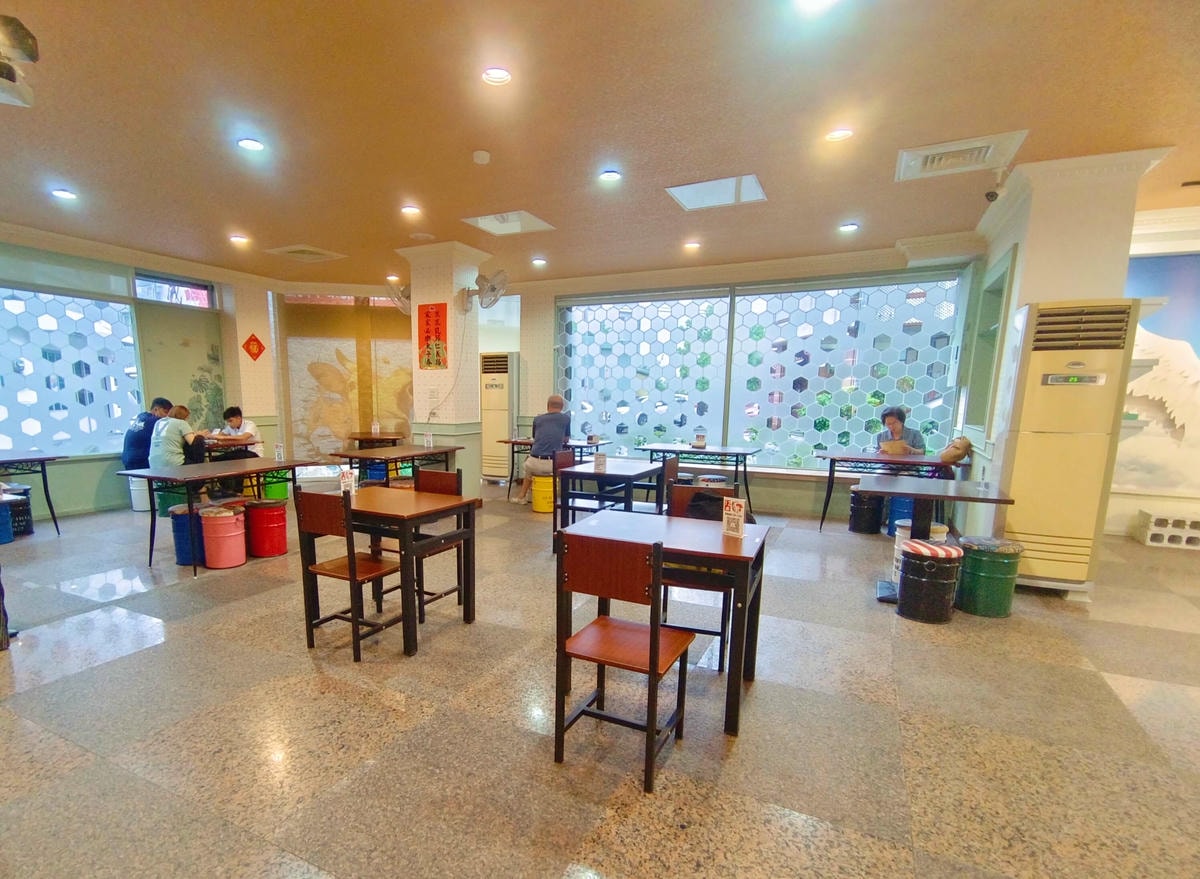 花蓮美食|花蓮威廚食府、酸菜魚片湯、梅干肉燥飯、牛肉麵、連老饕都不錯過的美味! - 第4張圖