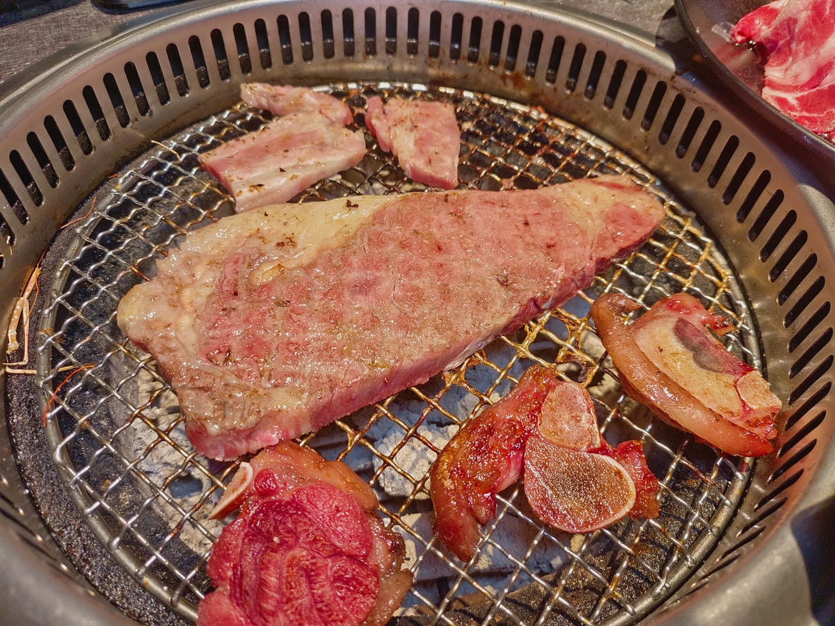 中壢燒肉吃到飽|三柒燒肉專門店、和牛、天使紅蝦燒肉吃到飽!只要599元!壽星享78折! - 第35張圖