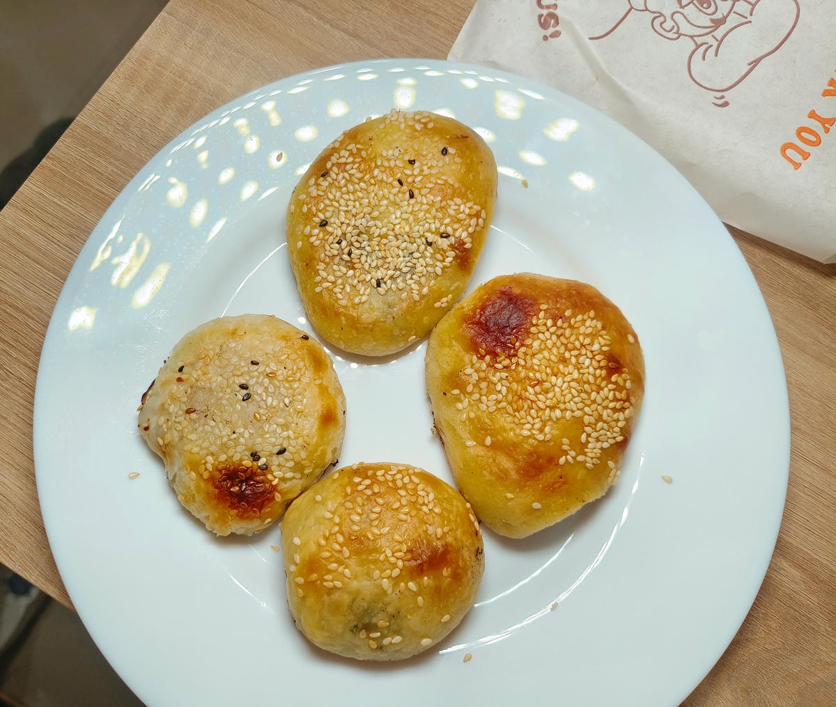 永春市場美食｜武大郎胡椒餅 、一個只要銅板價15元、一攤包辦了甜鹹小點、胡椒餅、芝麻餅、麥芽餅！台北小吃