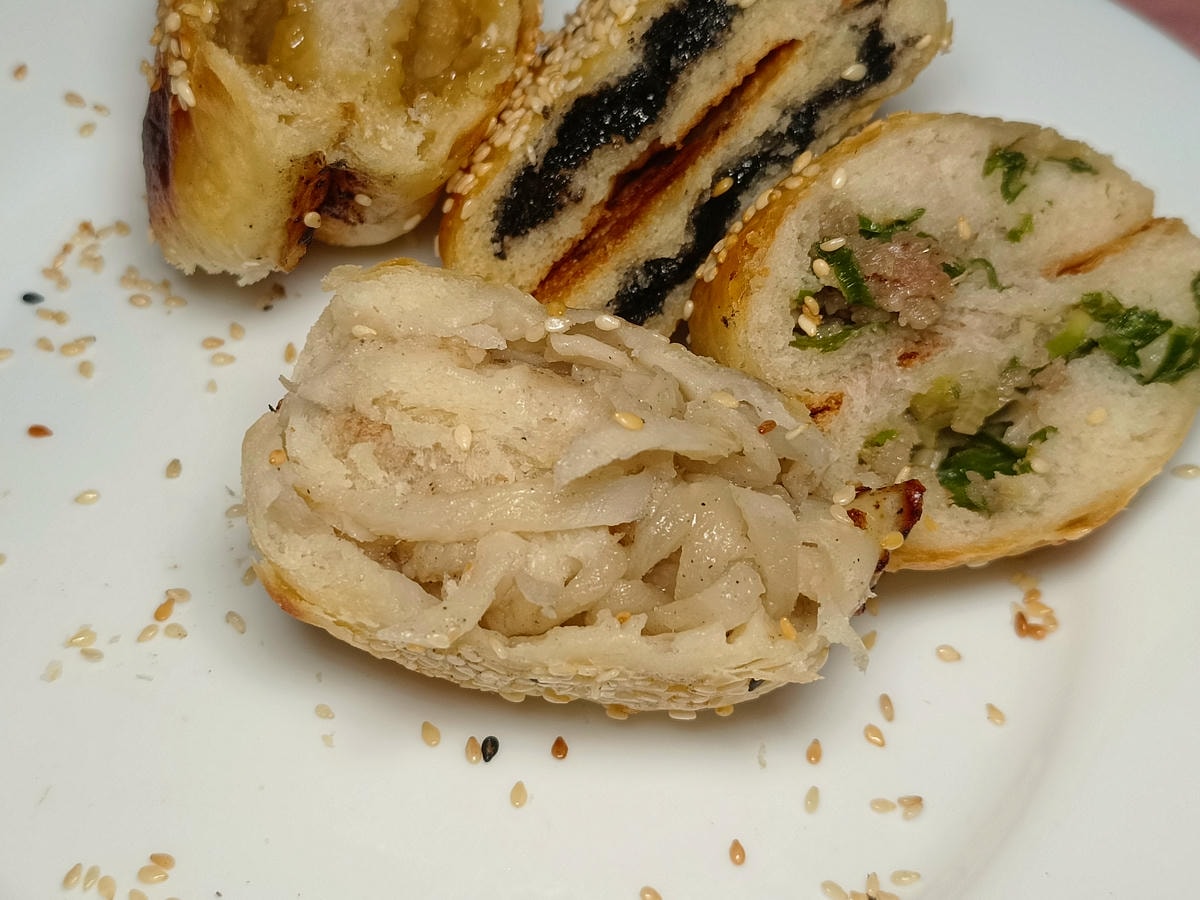 永春市場美食｜武大郎胡椒餅 、一個只要銅板價15元、一攤包辦了甜鹹小點、胡椒餅、芝麻餅、麥芽餅！台北小吃