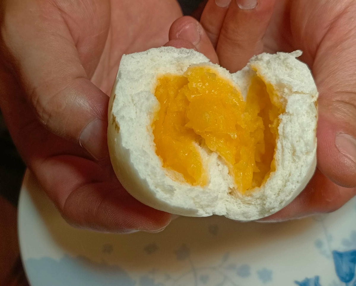 花蓮美食|愛上這味懷舊餐廳、王建民都愛上的懷舊好味、超人氣「綜合海鮮粥」、「醬香古法蛋」、「塔香蒜茄子」懷舊場景超好拍!!花蓮晚餐宵夜推薦 - 第29張圖