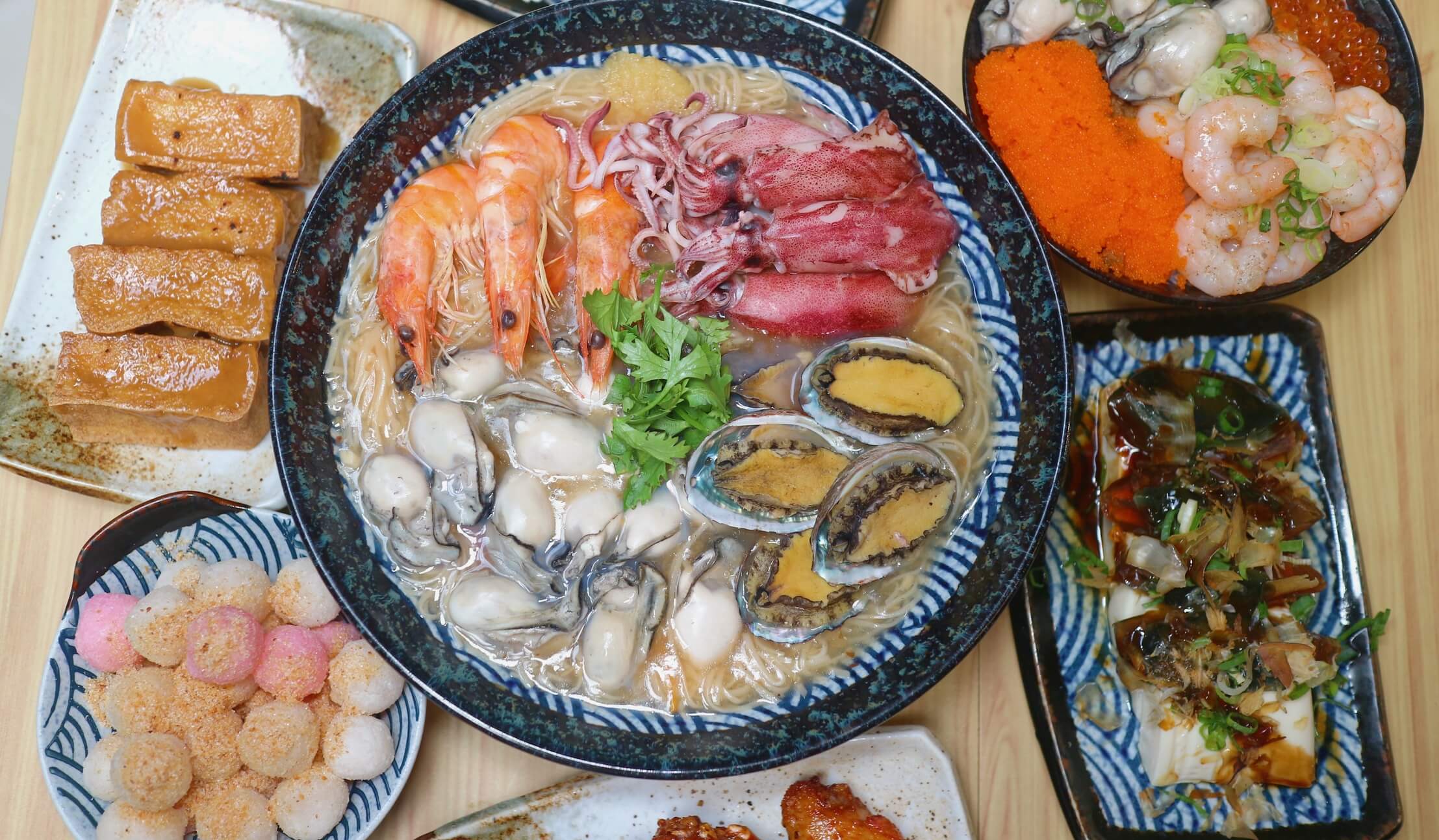 金山美食｜金山大碗螃蟹、重量級巨無霸海鮮粥、滿出來海鮮認真好浮誇～！ @💕小美很愛嚐💕