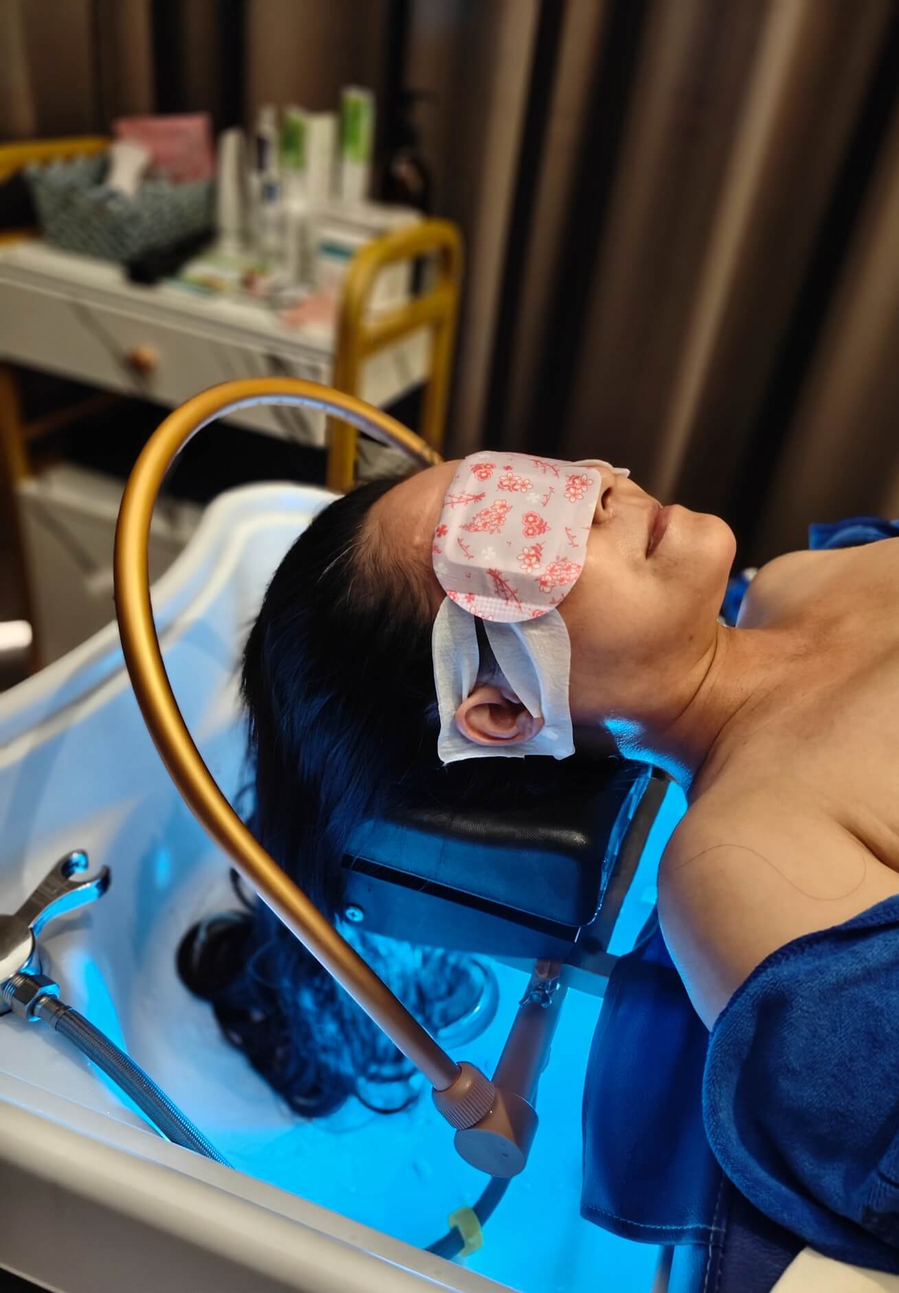台北越式洗髮推薦｜奧黛藍越式洗頭、CP值爆棚帝王級越式洗髮+按摩一條龍全套服務！！ @💕小美很愛嚐💕
