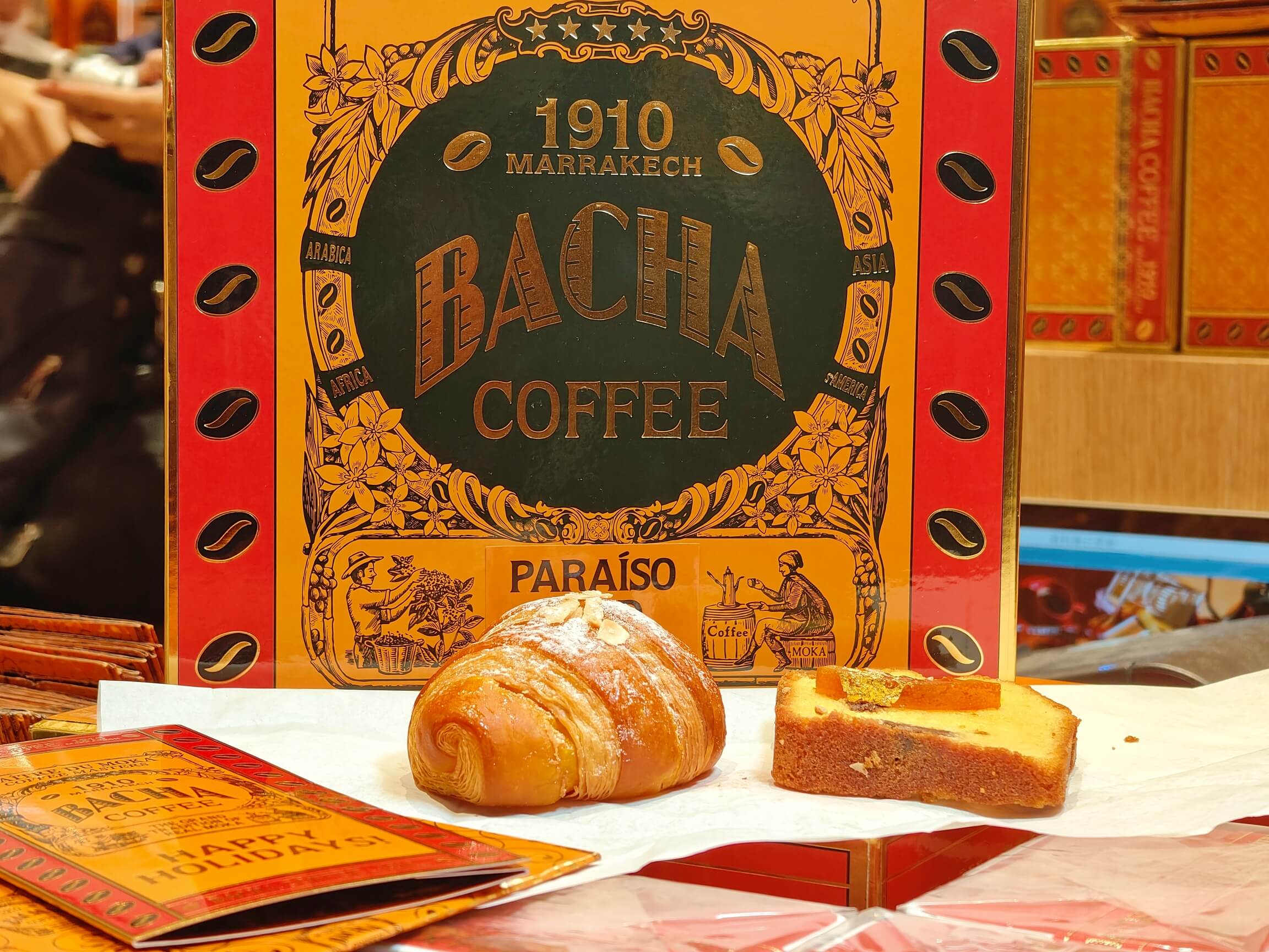 信義美食｜Bacha Coffee、久等了～摩洛哥奢華咖啡店、全球第四站選在台北信義插旗了！(附上菜單) @💕小美很愛嚐💕