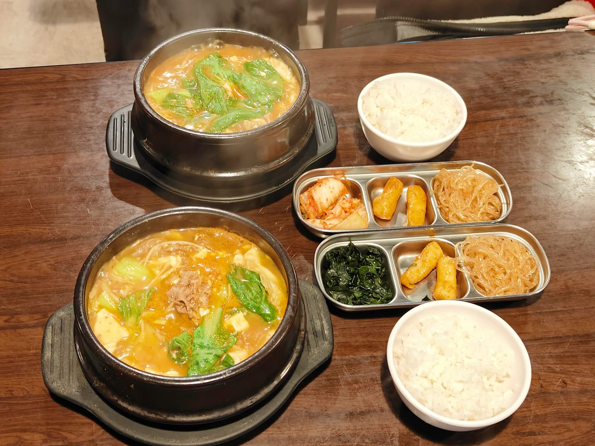 板橋韓式料理｜韓味石鍋拌飯、韓式豆腐鍋濃香好喝到讓人想大聲歡呼！ @💕小美很愛嚐💕