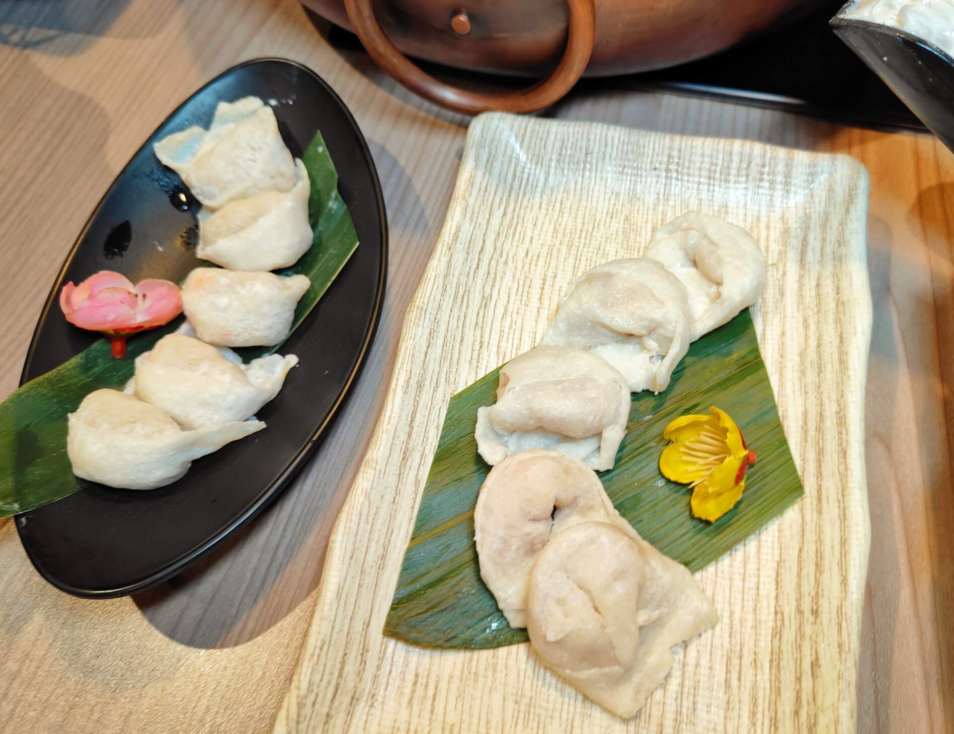 大安火鍋｜安禧鍋物、新開幕！肥美蛤蜊卜卜鍋免費招待、日本生食超大顆生蠔 , 無限任你吃、頂級A5和牛優惠爽爽吃！ @💕小美很愛嚐💕