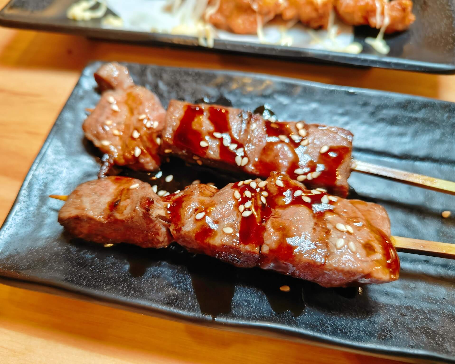 大安美食｜台北市CP值超高的串燒居酒屋、一起串燒二店、單串串燒不到40元、上班族下班聚餐的優質選擇！ @💕小美很愛嚐💕