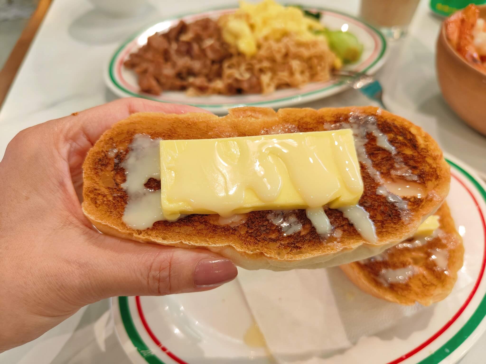 桃園美食｜永芯茶檔茶餐廳 桃園南平店、高人氣港式專賣店、港點老饕必訪！桃園超具特色港式餐廳推薦 @💕小美很愛嚐💕