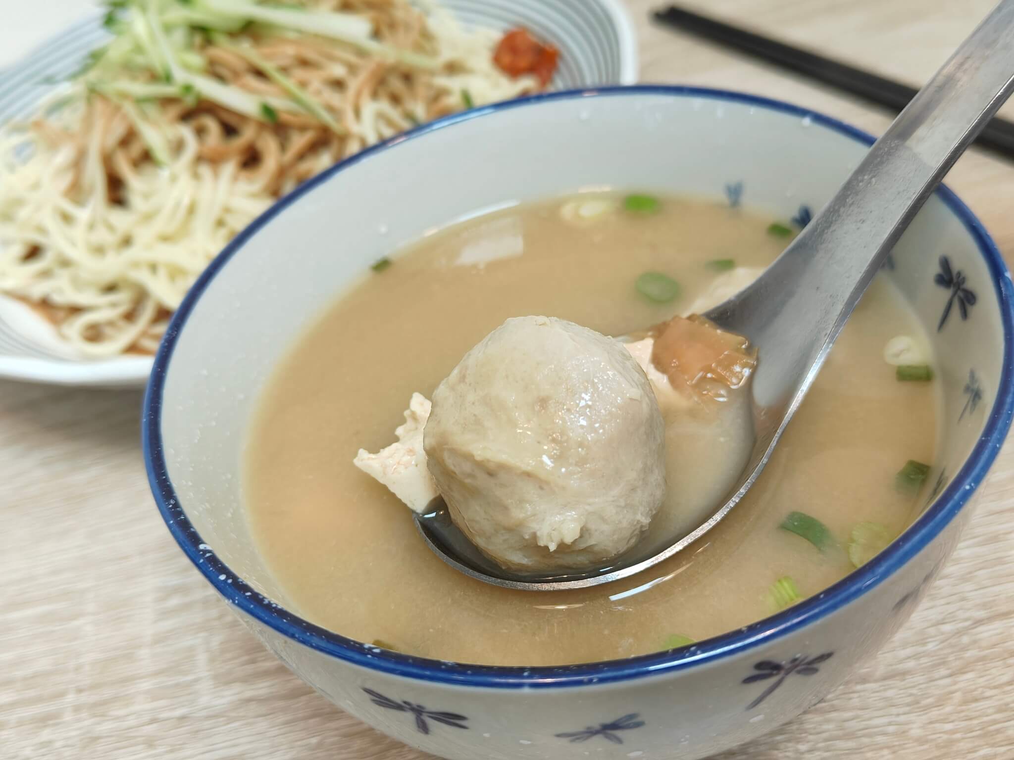 江子翠美食｜沐目涼麵屋、加辣更夠味！板橋美食 @💕小美很愛嚐💕