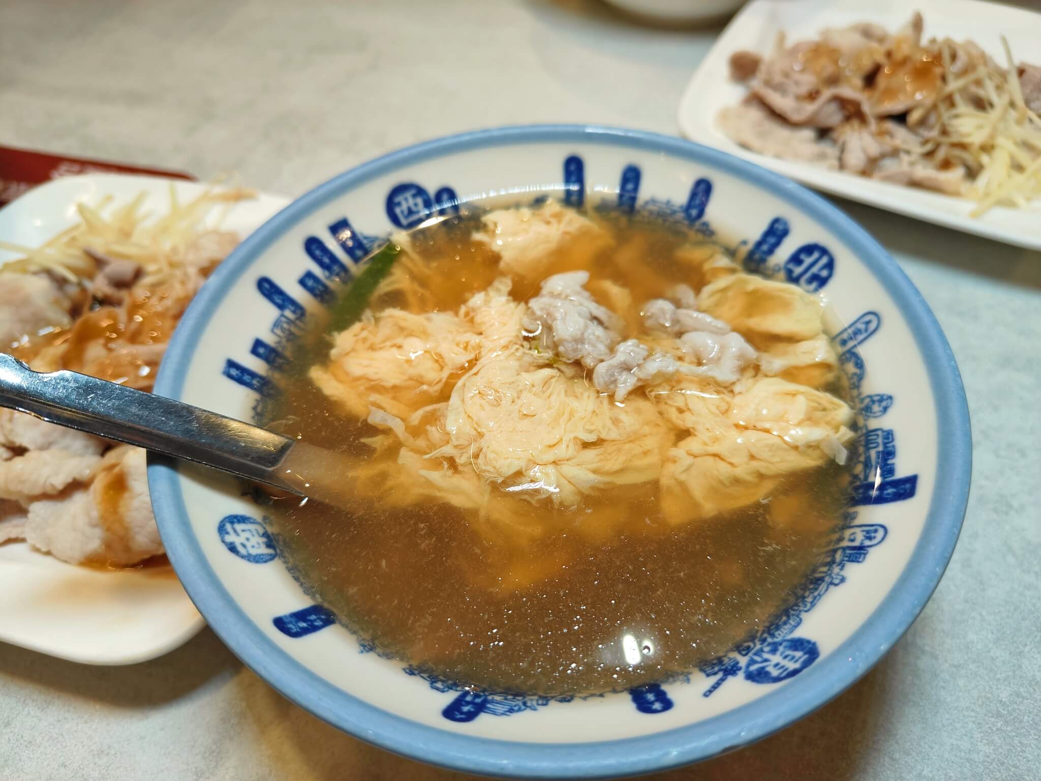 台南美食｜矮仔成蝦仁飯、純樸、實在、不耍噱頭單純美味、府城百年美食！ @💕小美很愛嚐💕