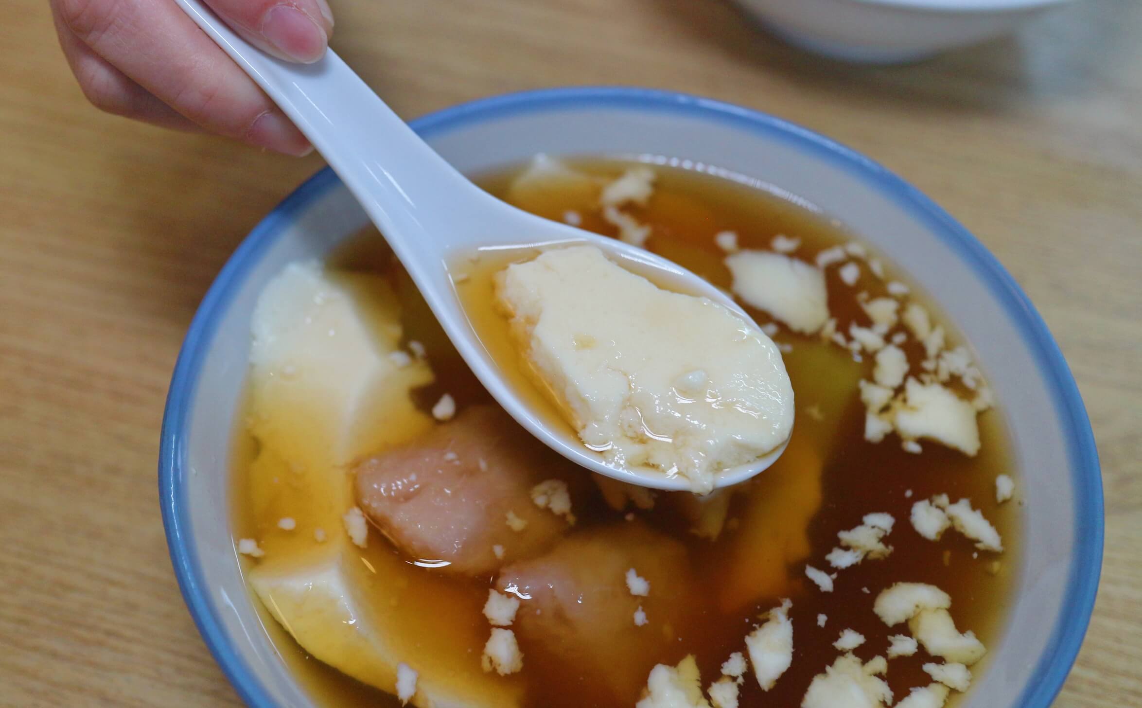 木柵美食推薦｜三盛三豆花、冬季必來份熱呼呼薑汁豆花、限量手工燒麻糬軟糯Q彈、沒早點來等明天啦！ @💕小美很愛嚐💕