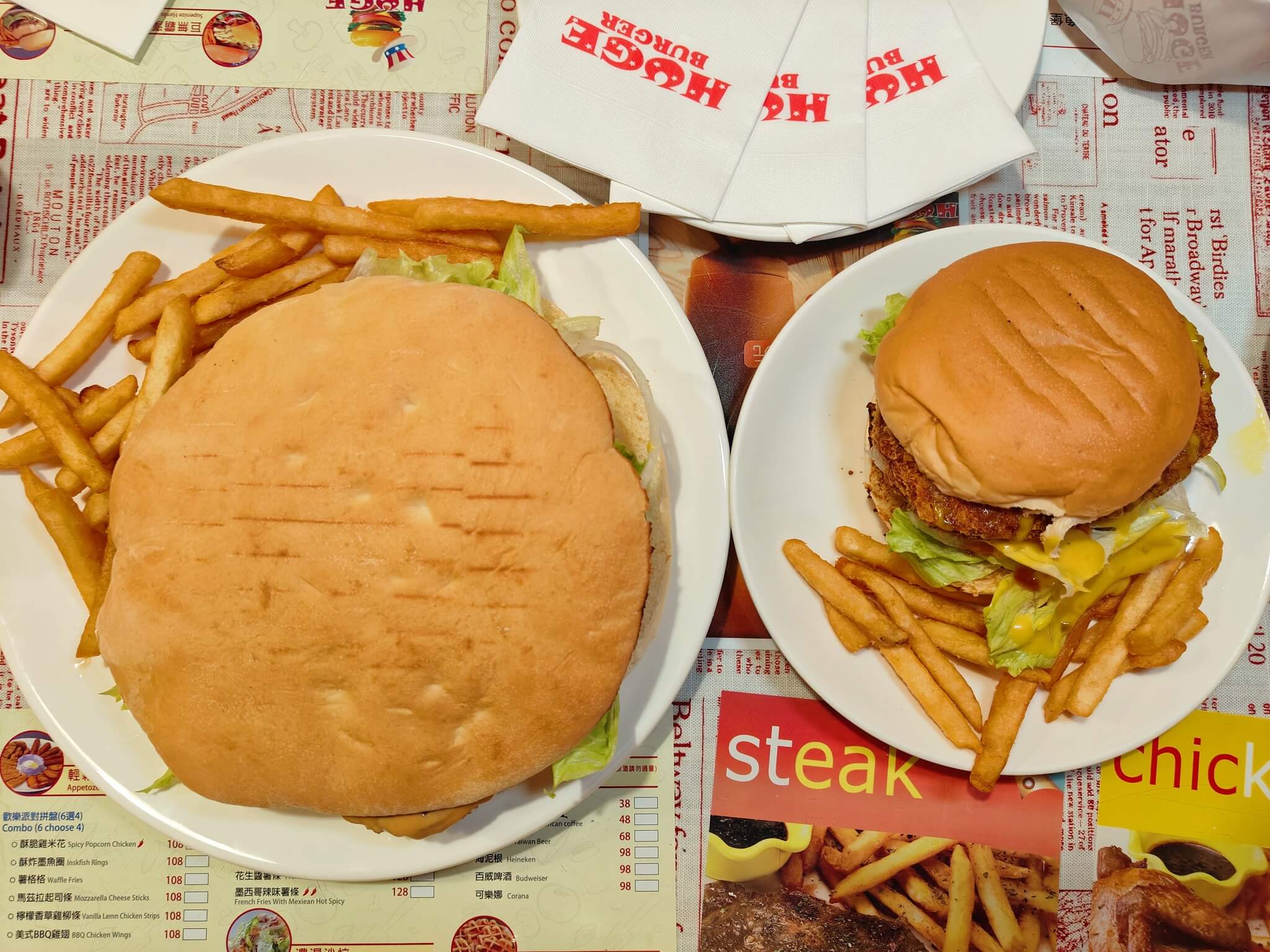 士林夜市美食｜Huge Burger 、超豪華的療癒美味～大到雙手握不住的漢堡、必選厚到不行超濃花生牛肉、還有飲料無限喝！！ @💕小美很愛嚐💕