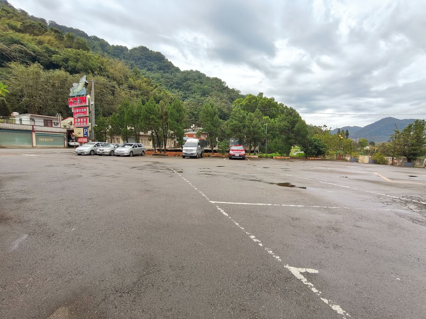 石門活魚餐廳推薦｜山霸王餐廳、高CP值石門活魚、公司聚餐首選、尾牙年菜、春酒包場聚會好選擇！桃園大溪餐廳！ @💕小美很愛嚐💕