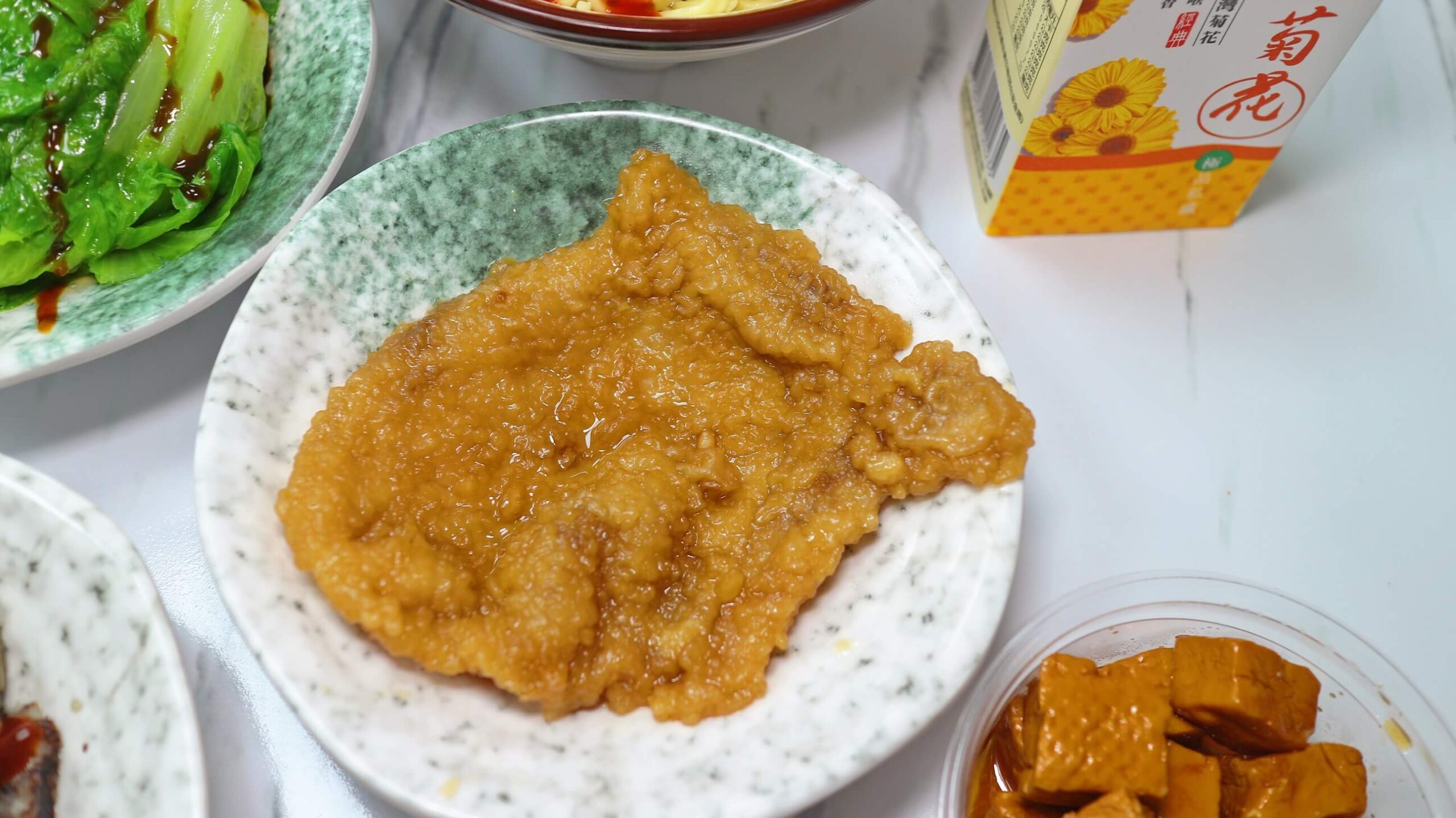 板橋美食｜村村食堂、澄澈的湯、簡單組合、揭開美味密碼牛肉湯鮮甜關鍵！ @💕小美很愛嚐💕