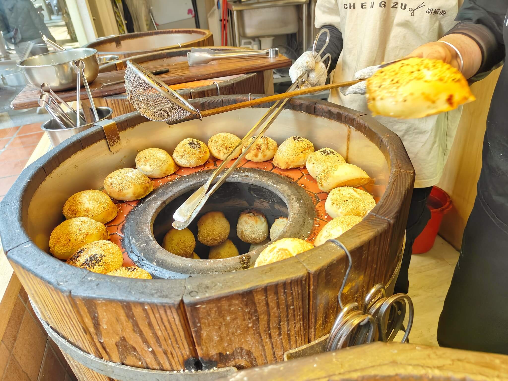 中永和美食｜丞祖胡椒餅-新北永和店、開業超過80年、手工現包雙餡胡椒餅推薦！ @💕小美很愛嚐💕