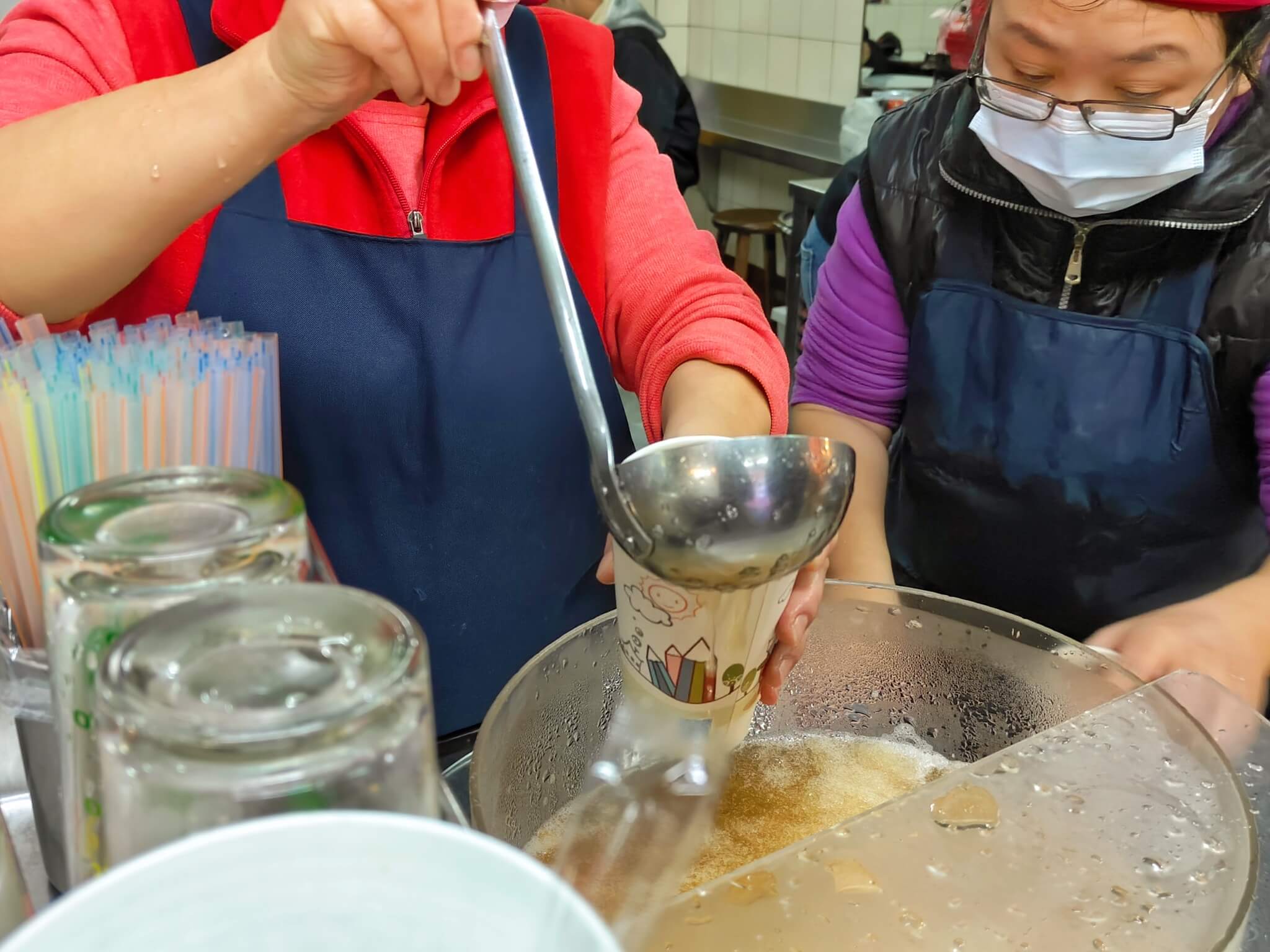 豐原 廟東夜市｜台中旅行必逛廟東夜市、必吃美食越不起眼越厲害、台中豐原美食地圖收藏起來！ @💕小美很愛嚐💕