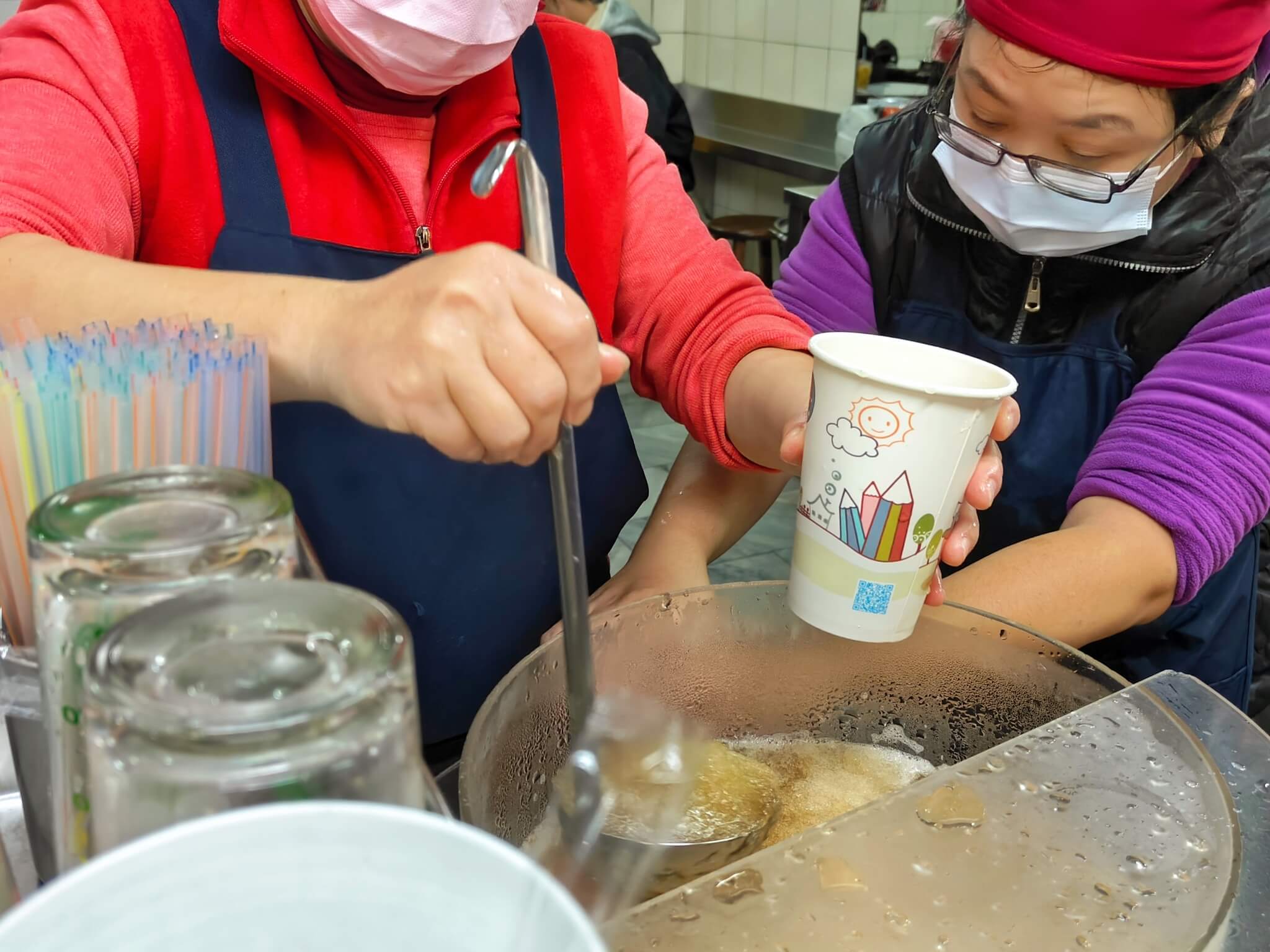 豐原 廟東夜市｜台中旅行必逛廟東夜市、必吃美食越不起眼越厲害、台中豐原美食地圖收藏起來！ @💕小美很愛嚐💕