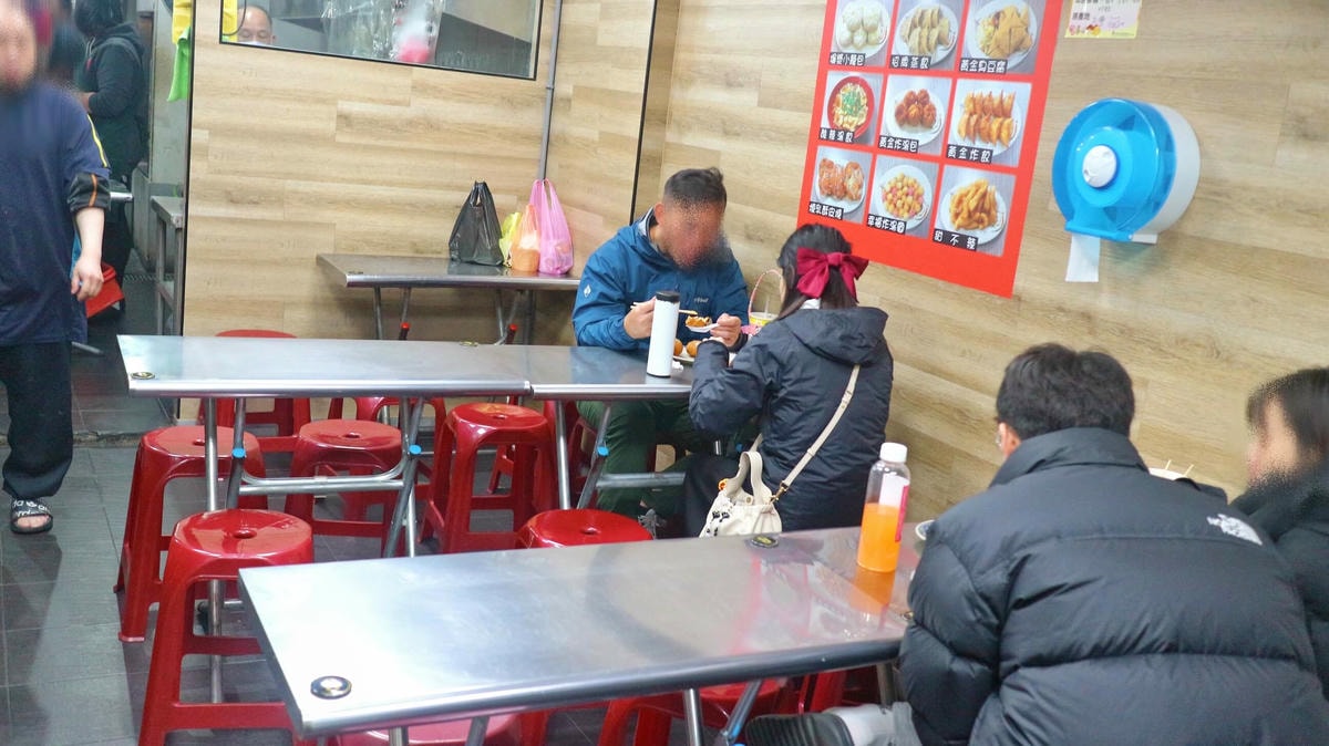 湳雅夜市美食|板橋小籠包、爆漿肉汁要小心吃!板橋宵夜美食 - 第7張圖