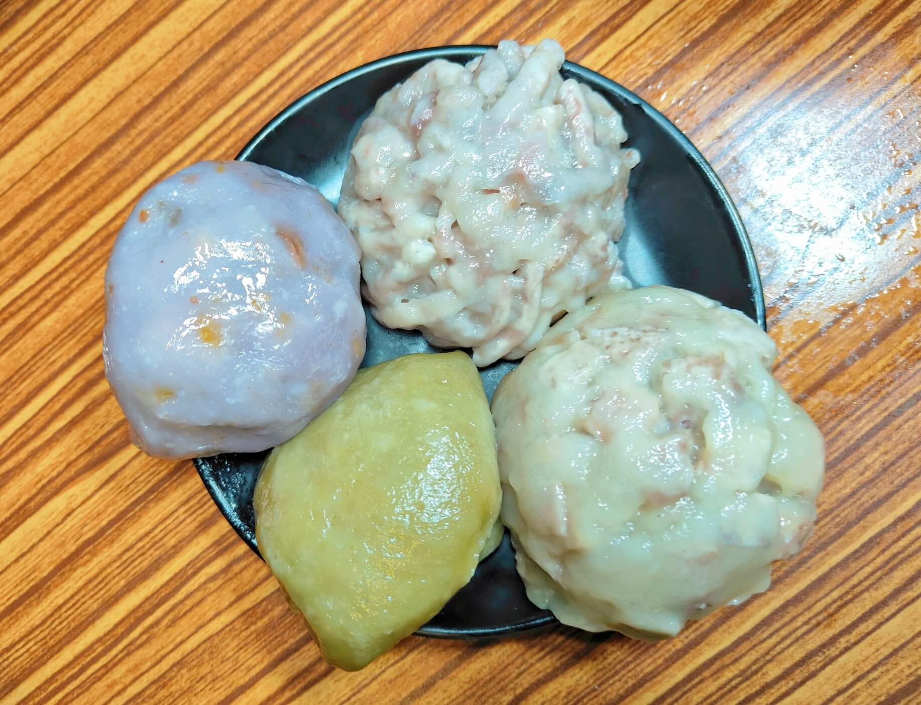 金山美食｜顏記古早味美食坊、外皮微甜Q彈 , 內餡鹹香美味 , 素食葷食都有！ @💕小美很愛嚐💕