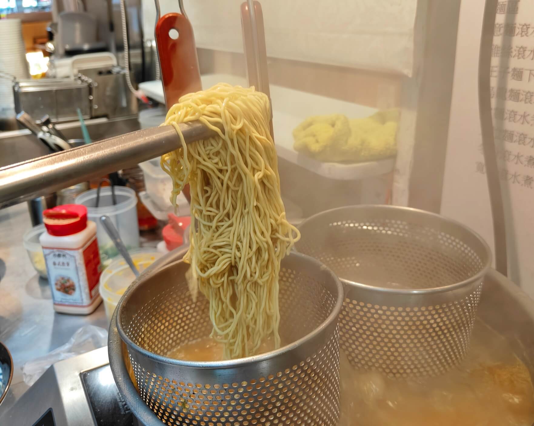 新莊美食｜二春外鍋燒專賣店新莊店、滿滿的肉和牛鍋燒和牛控為之瘋狂！ @💕小美很愛嚐💕