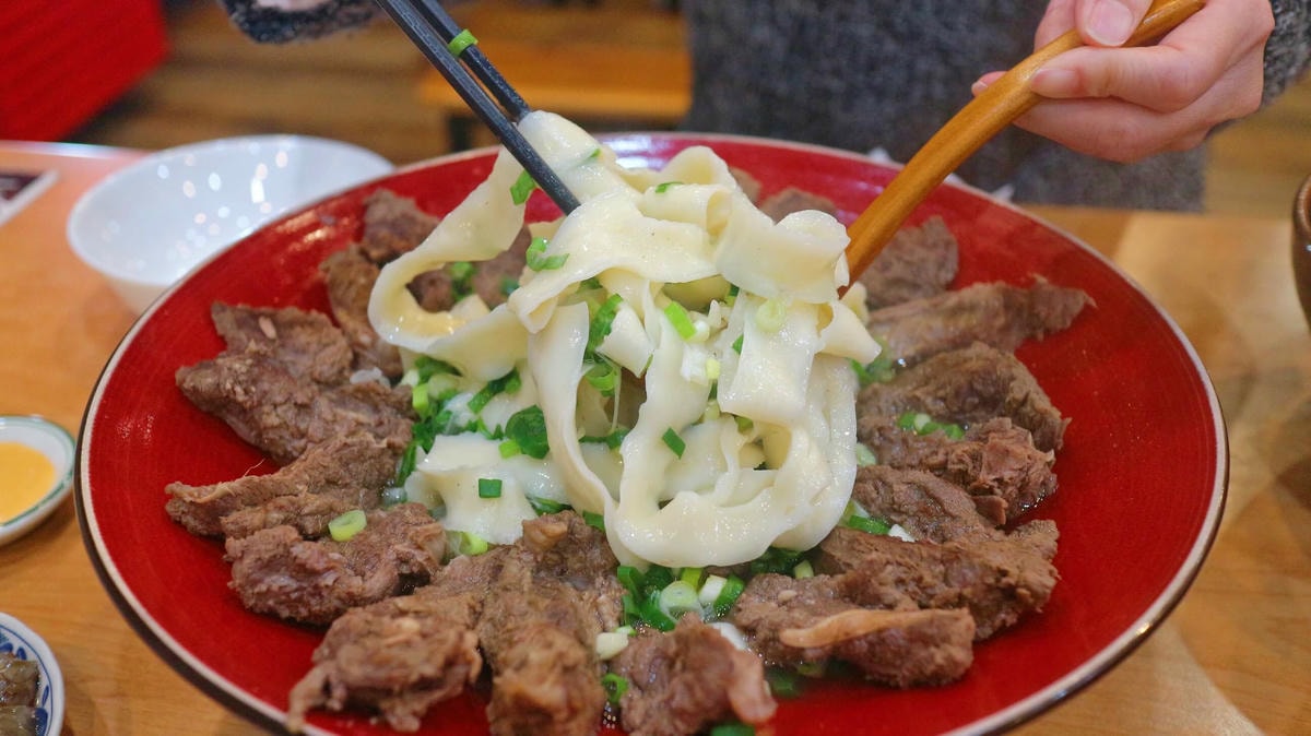 內壢美食|清牛堂清燉牛肉麵內壢店、必點霸王清燉牛肉麵浮誇系美食、內用免費續湯! - 第21張圖