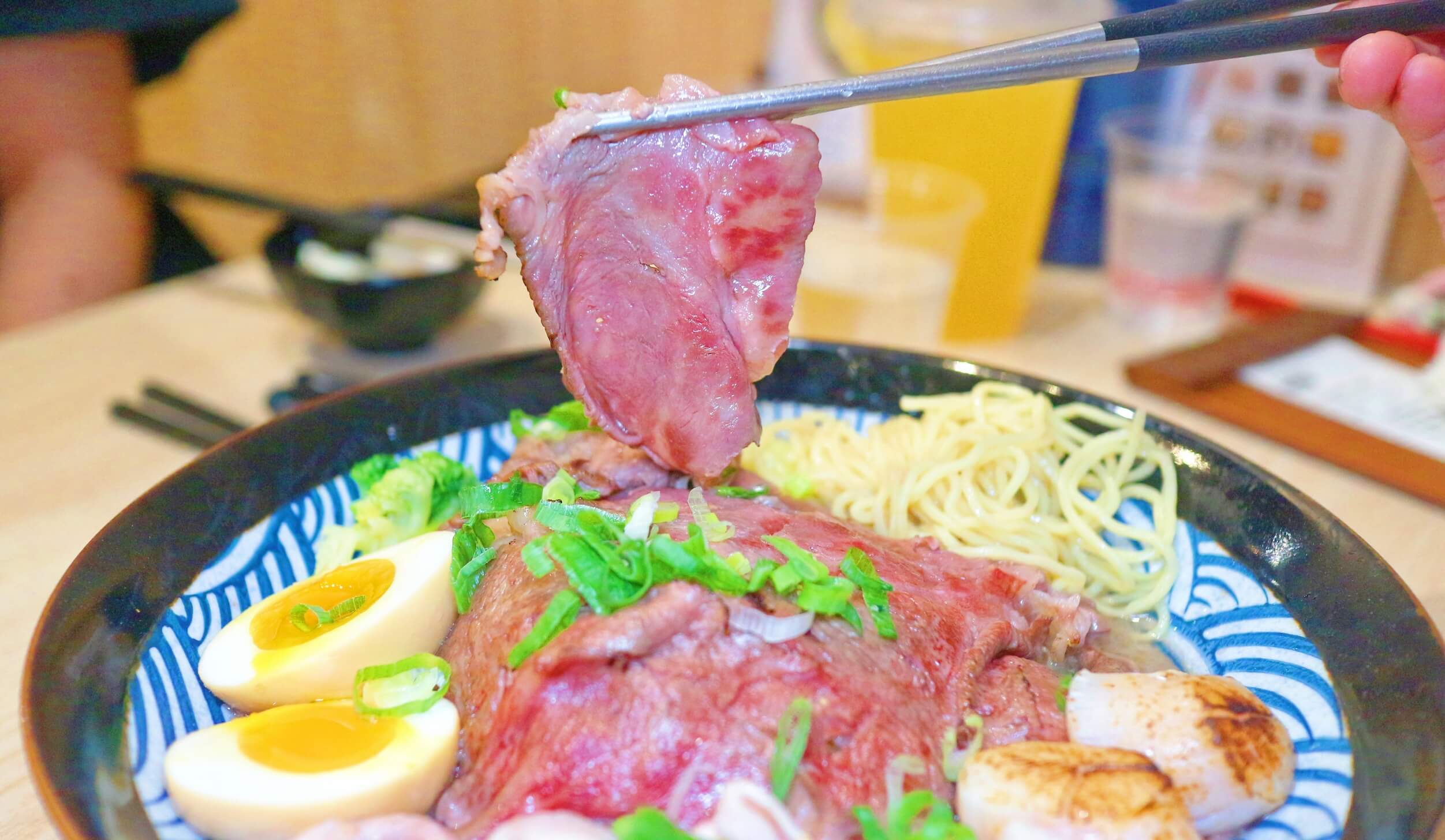 新莊美食｜二春外鍋燒專賣店新莊店、滿滿的肉和牛鍋燒和牛控為之瘋狂！ @💕小美很愛嚐💕