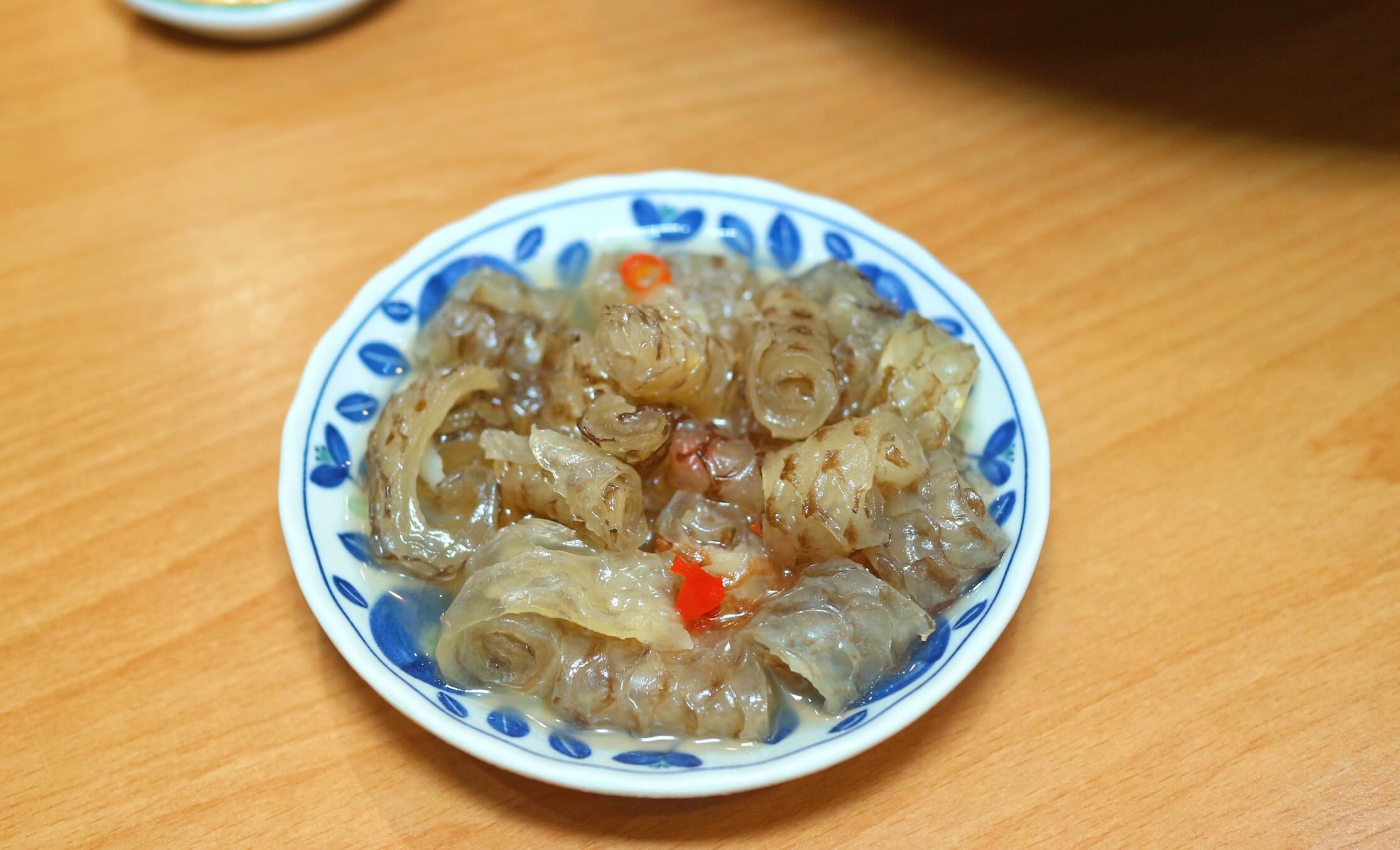 內壢美食｜清牛堂清燉牛肉麵內壢店、必點霸王清燉牛肉麵浮誇系美食、內用免費續湯！ @💕小美很愛嚐💕