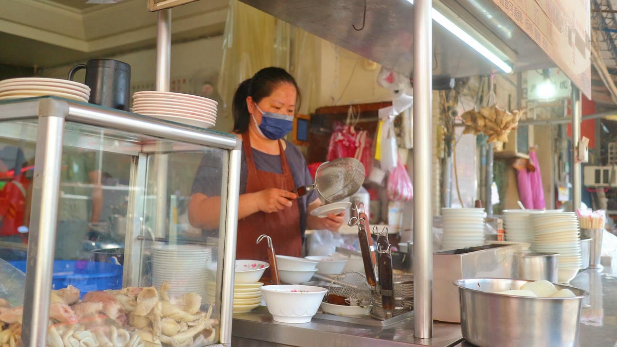 雙連美食|燕山湯圓、快邁入七十年的老店、傳統美味豬肝鹹湯圓一吃愛上! - 第5張圖
