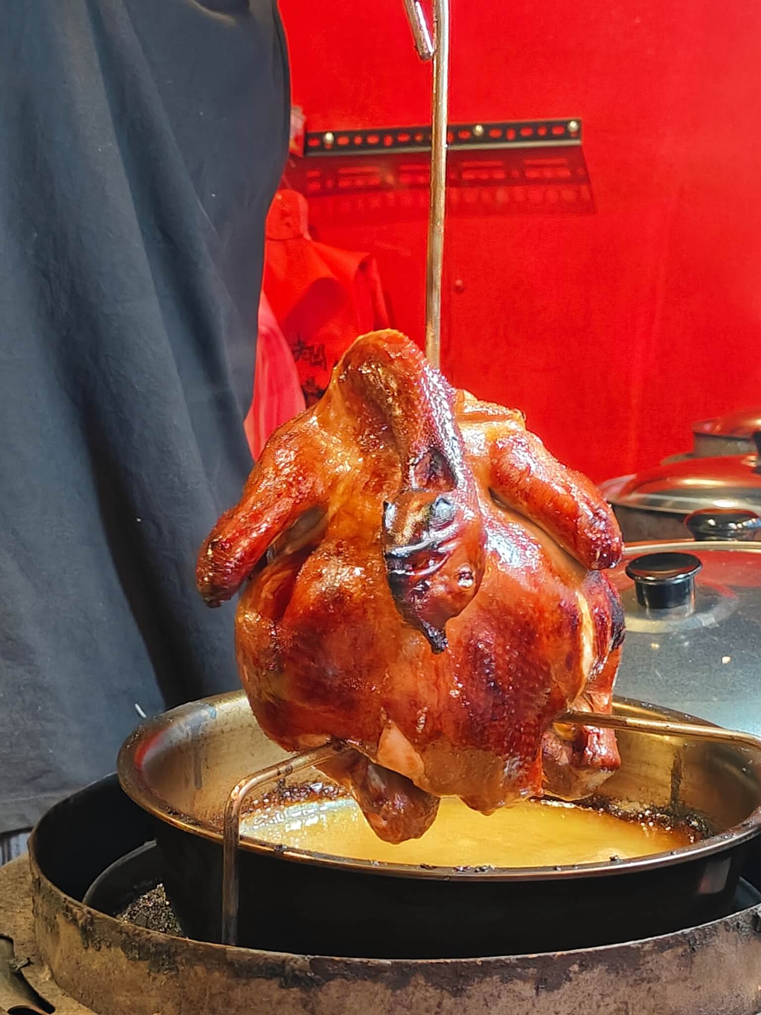 景美美食｜雞老闆桶仔雞景美店、壽星2斤半桶仔雞免費吃、用餐卡拉ok盡情高歌！景美外帶烤雞/景美宵夜美食！ @💕小美很愛嚐💕