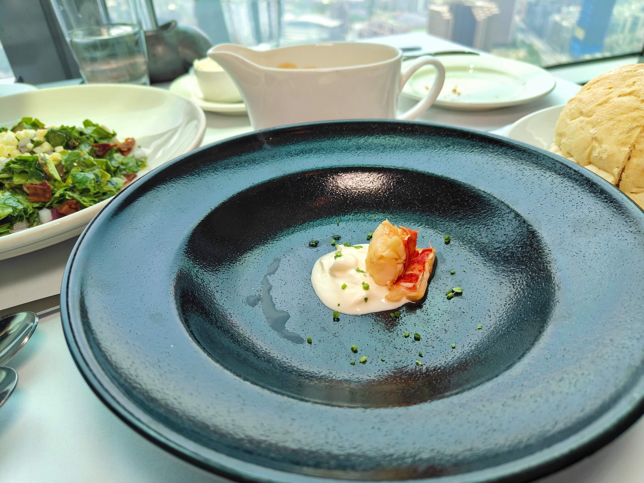 信義美食｜Morton&#8217;s 莫爾頓牛排館、俯瞰繁華台北美景、最浪漫夜景、許多人心中「夢幻級牛排餐廳」代表！ @💕小美很愛嚐💕