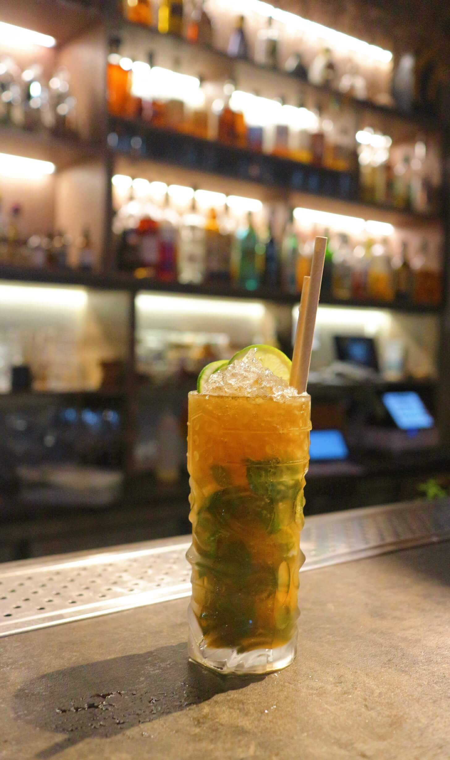 大同美食｜微醺花園餐酒館、歌手駐唱氣氛超棒、必點招牌炒水餃、逼逼啵啵臭豆腐很厲害！台北餐酒館推薦 @💕小美很愛嚐💕