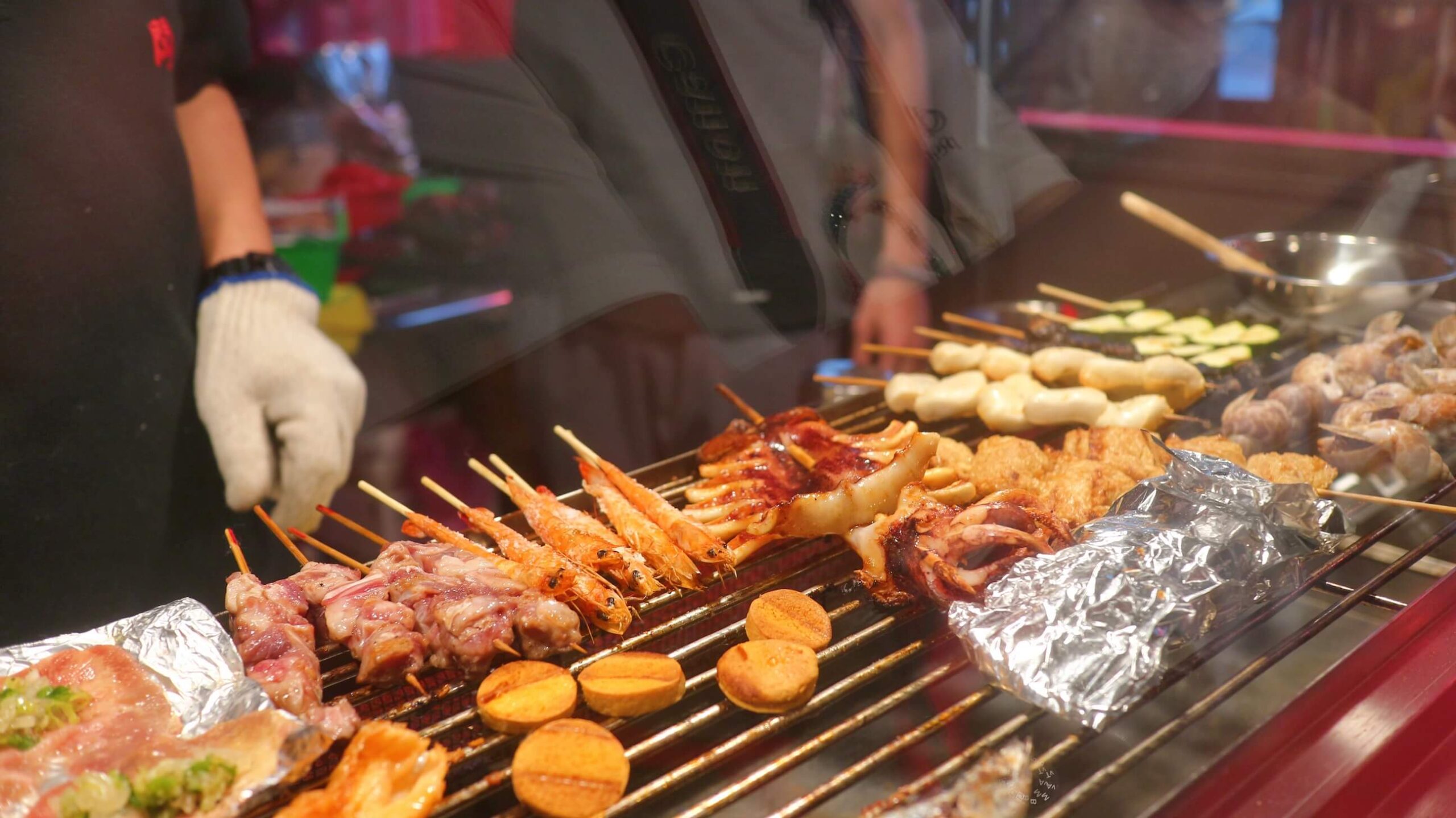 景美美食｜雞老闆桶仔雞景美店、壽星2斤半桶仔雞免費吃、用餐卡拉ok盡情高歌！景美外帶烤雞/景美宵夜美食！ @💕小美很愛嚐💕