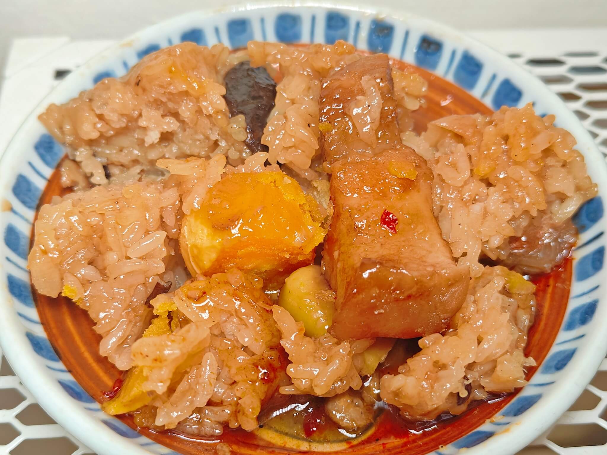 圓山大飯店肉粽禮盒｜端午限量「金緻匠心 萬粽選一」禮盒、每組贈送獨家「圓山御廚無添加椒麻醬」、鹹甜口味一次擁有！ @💕小美很愛嚐💕