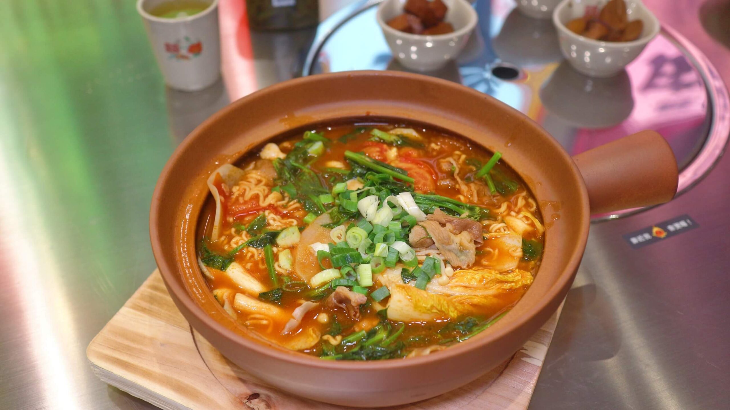 台北火鍋｜李鐵柱老火鍋 光復店、全新型態插旗台北囉！特別推出「午餐個人鍋」滿足無辣不歡的朋友！ @💕小美很愛嚐💕