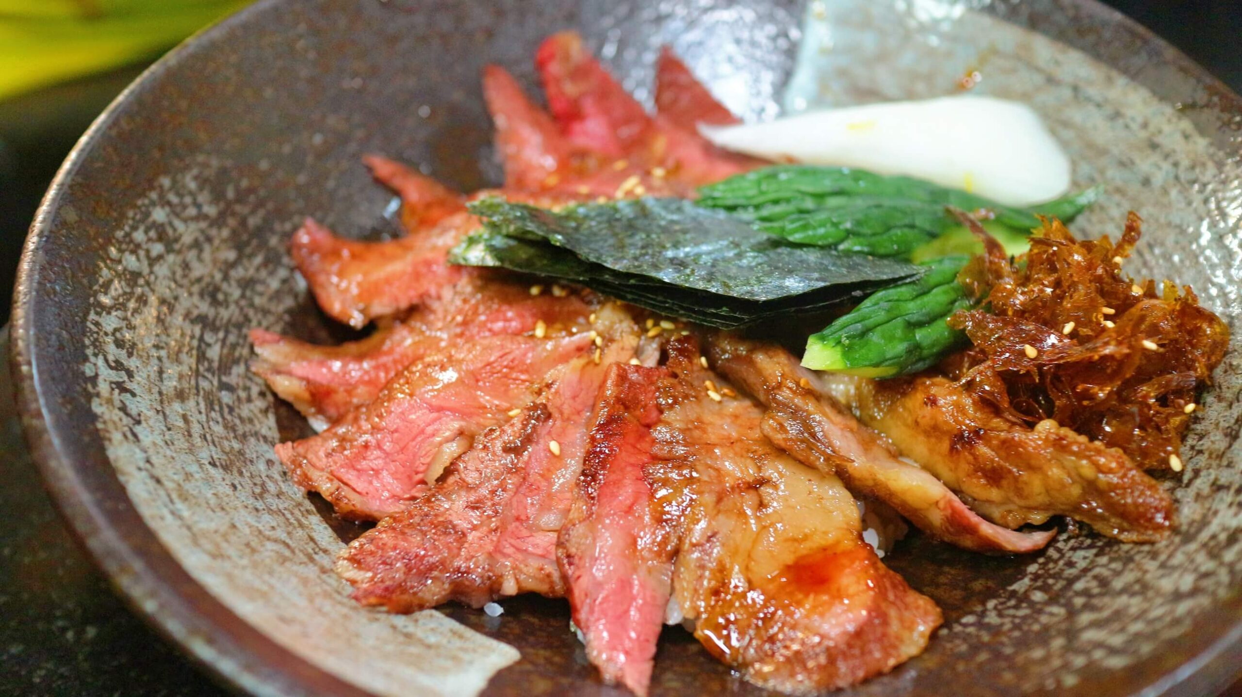 基隆仁愛市場美食｜加園壽司、基隆100碗美食、香魚甘露煮入日即化美味100分！ @💕小美很愛嚐💕