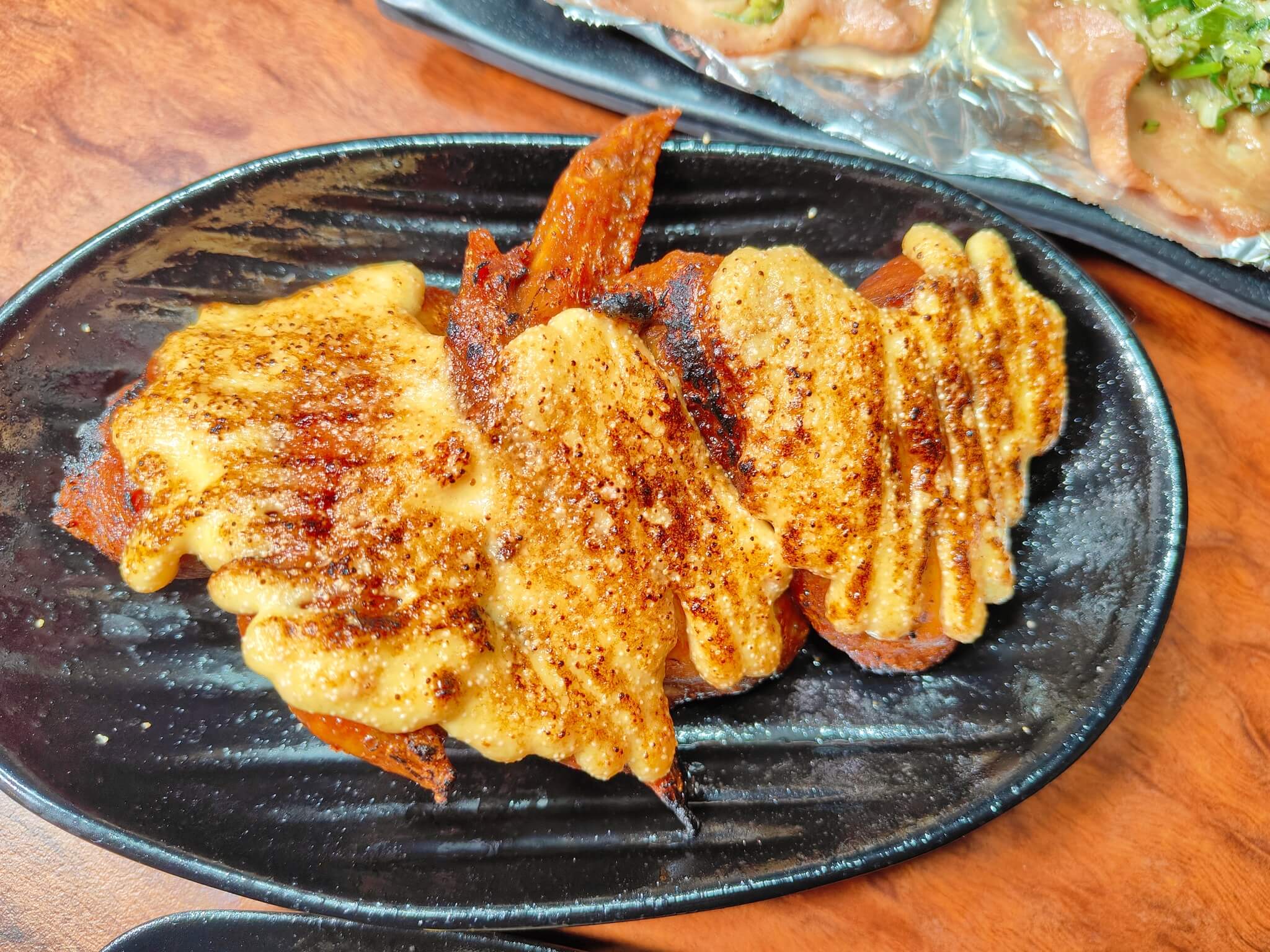 景美美食｜雞老闆桶仔雞景美店、壽星2斤半桶仔雞免費吃、用餐卡拉ok盡情高歌！景美外帶烤雞/景美宵夜美食！ @💕小美很愛嚐💕