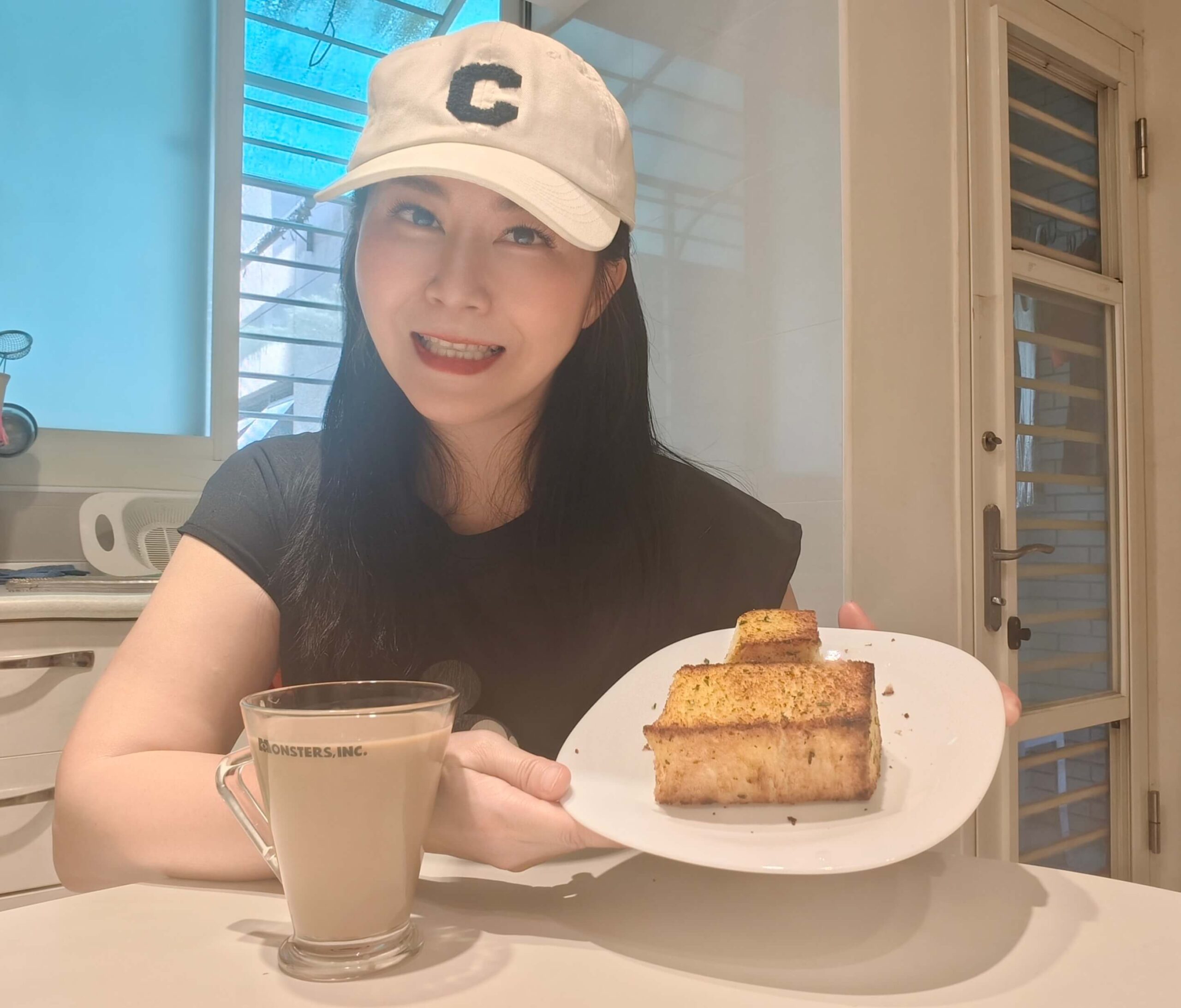 宅配美食｜蛋就醬時尚輕食、不用解凍加熱即食輕鬆吃、8分鐘垂涎含淚香蒜奶油金磚 香噴噴！ @💕小美很愛嚐💕
