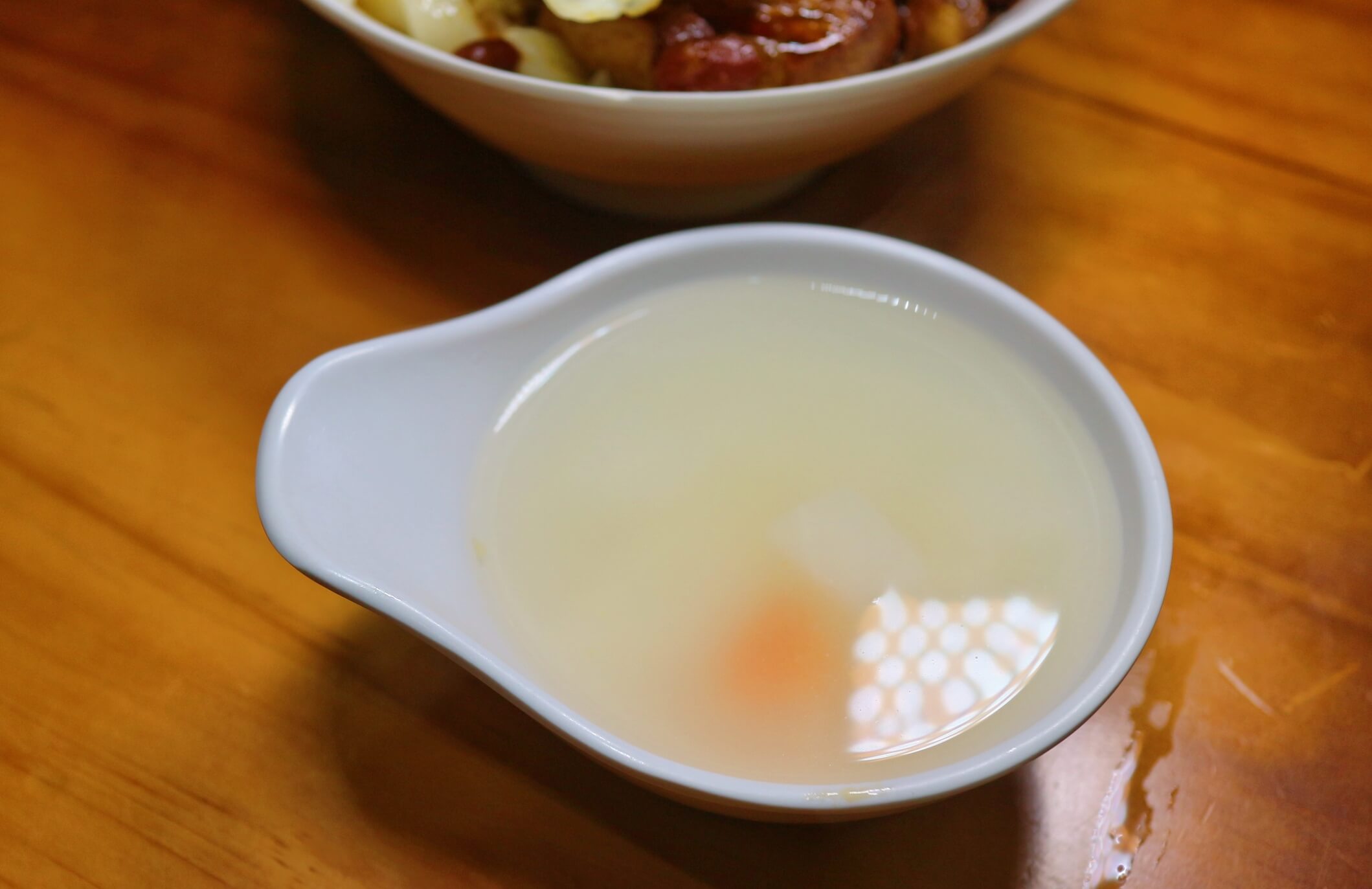 林口美食｜大尾豬腳、林口必吃的排隊名店、內用料滿滿蔬菜湯免費喝到飽！ @💕小美很愛嚐💕