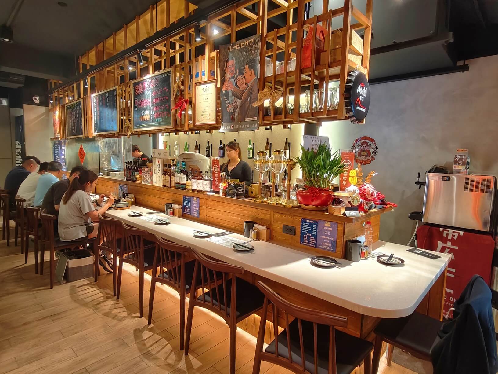 北投美食｜酒壹居酒屋 、歡樂氛圍你一定要來感受、餐點、酒品種類豐富！ @💕小美很愛嚐💕