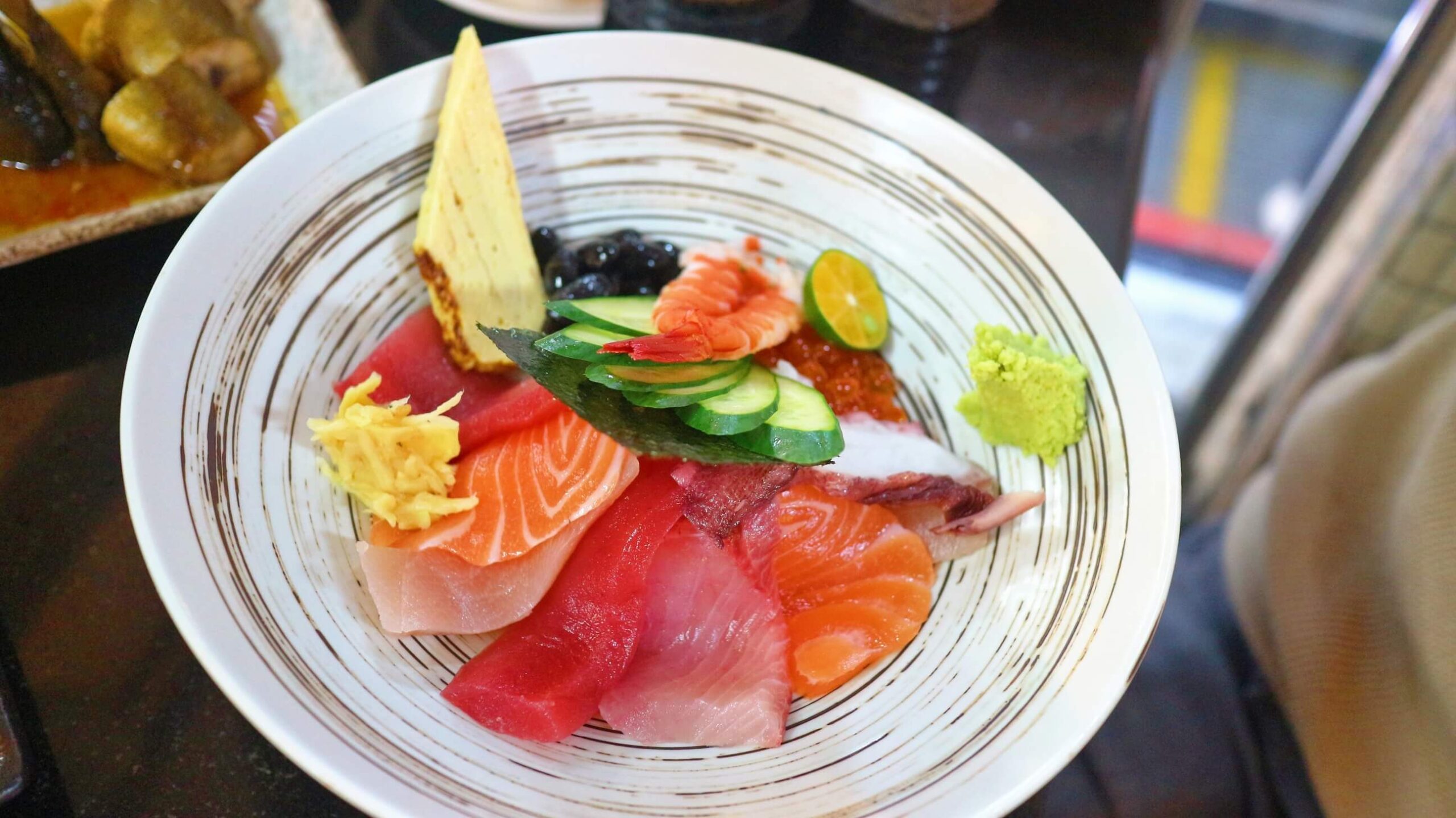 基隆仁愛市場美食｜加園壽司、基隆100碗美食、香魚甘露煮入日即化美味100分！ @💕小美很愛嚐💕