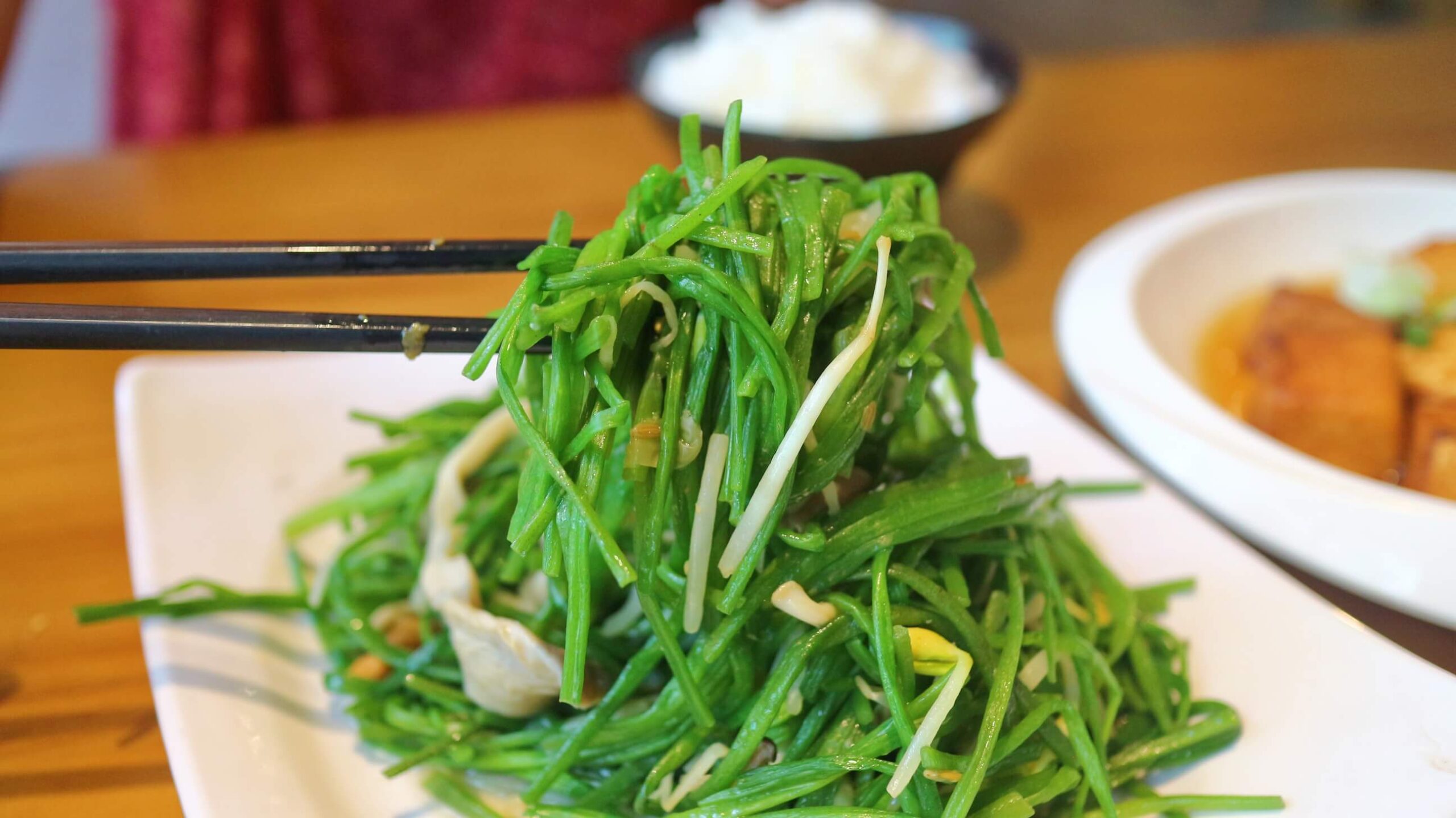 桃園美食｜小紅樓砂鍋菜、新鮮美味現煮、一鍋澎湃到底、桃園包廂餐廳！ @💕小美很愛嚐💕