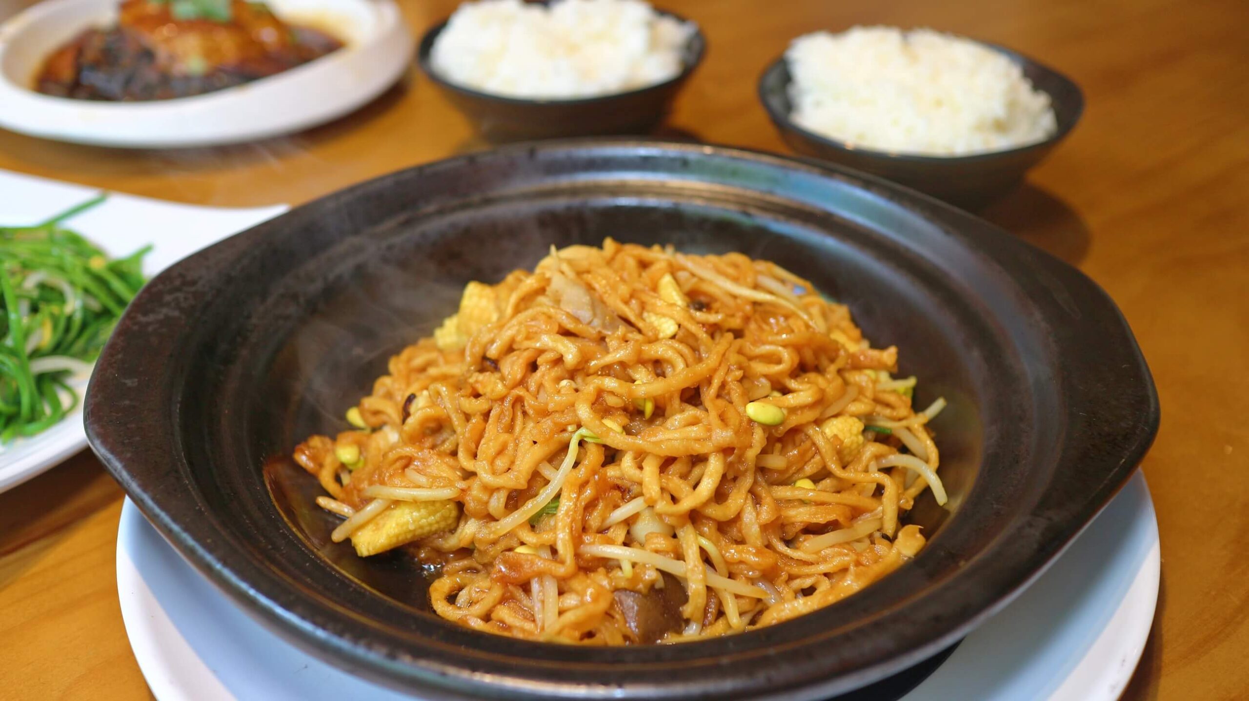 桃園美食｜小紅樓砂鍋菜、新鮮美味現煮、一鍋澎湃到底、桃園包廂餐廳！ @💕小美很愛嚐💕