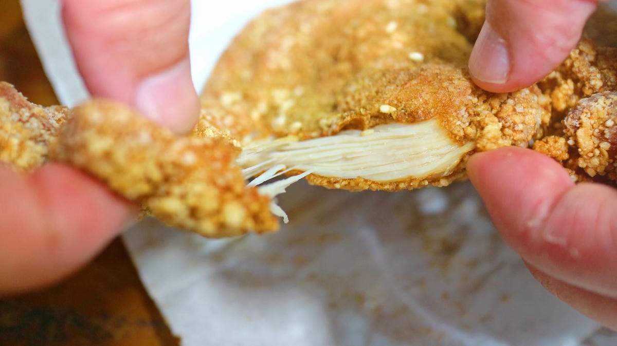 台中美食|憨哥倆炸串、四川滷油配方、結合台灣人的口味、特色的撒粉與醃料、比鹹酥雞更好吃的炸串好吃! - 第19張圖