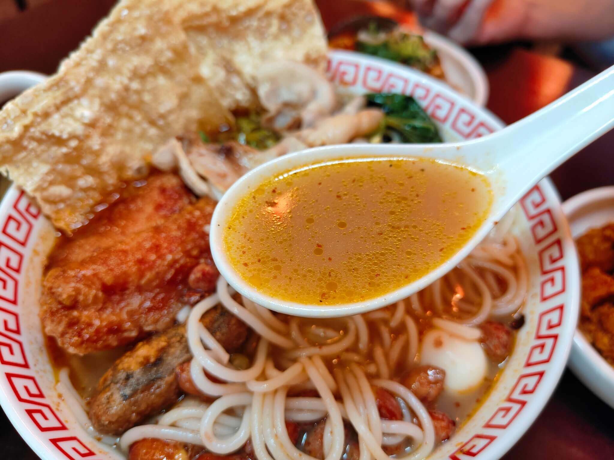 中山美食｜螺螄福 正宗柳州螺螄粉 雙連店、酸辣口感超開胃、重口味酸爽度破錶、超人氣美食！ @💕小美很愛嚐💕